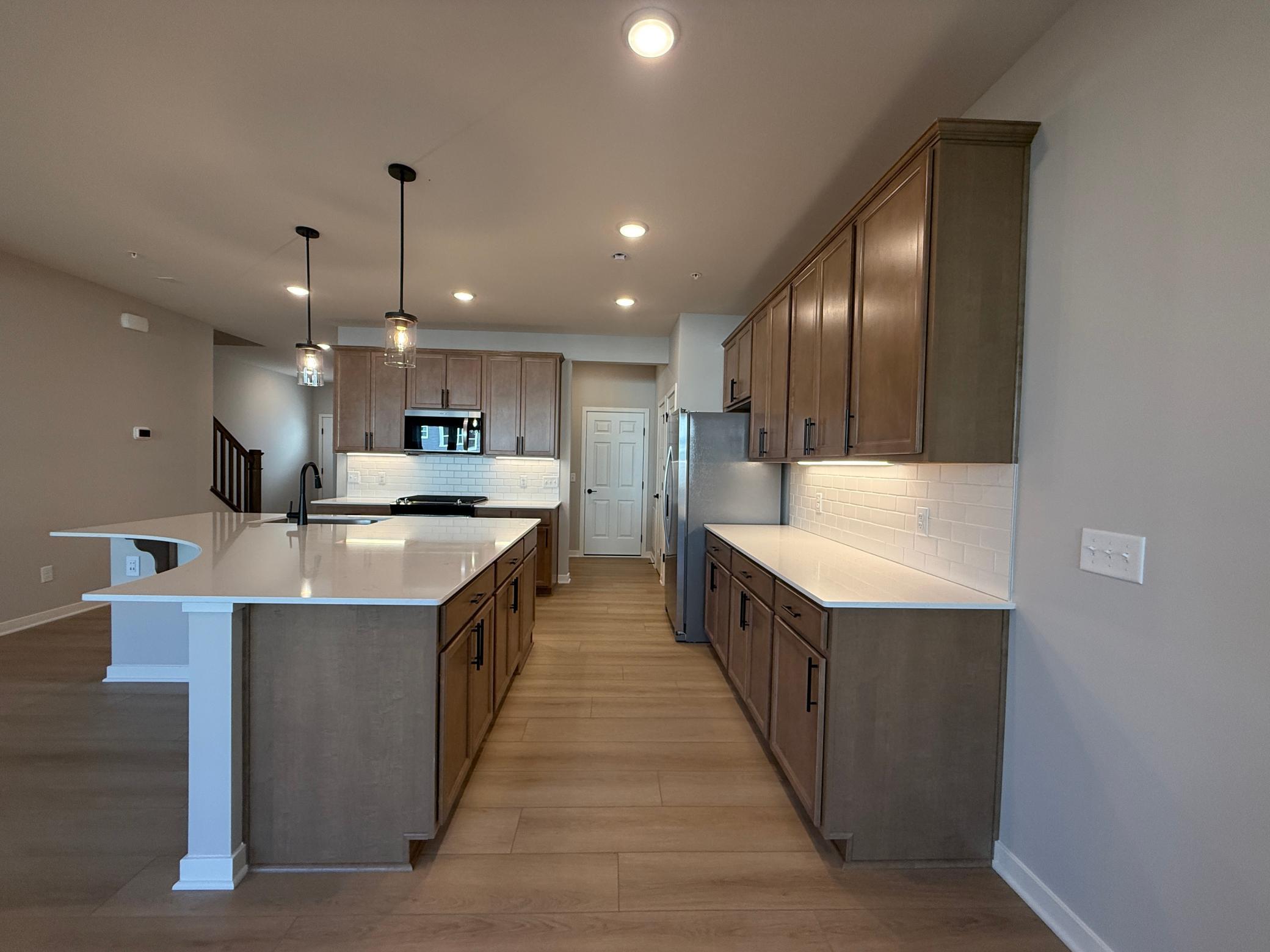 14932 Avondale View Property Photo 11