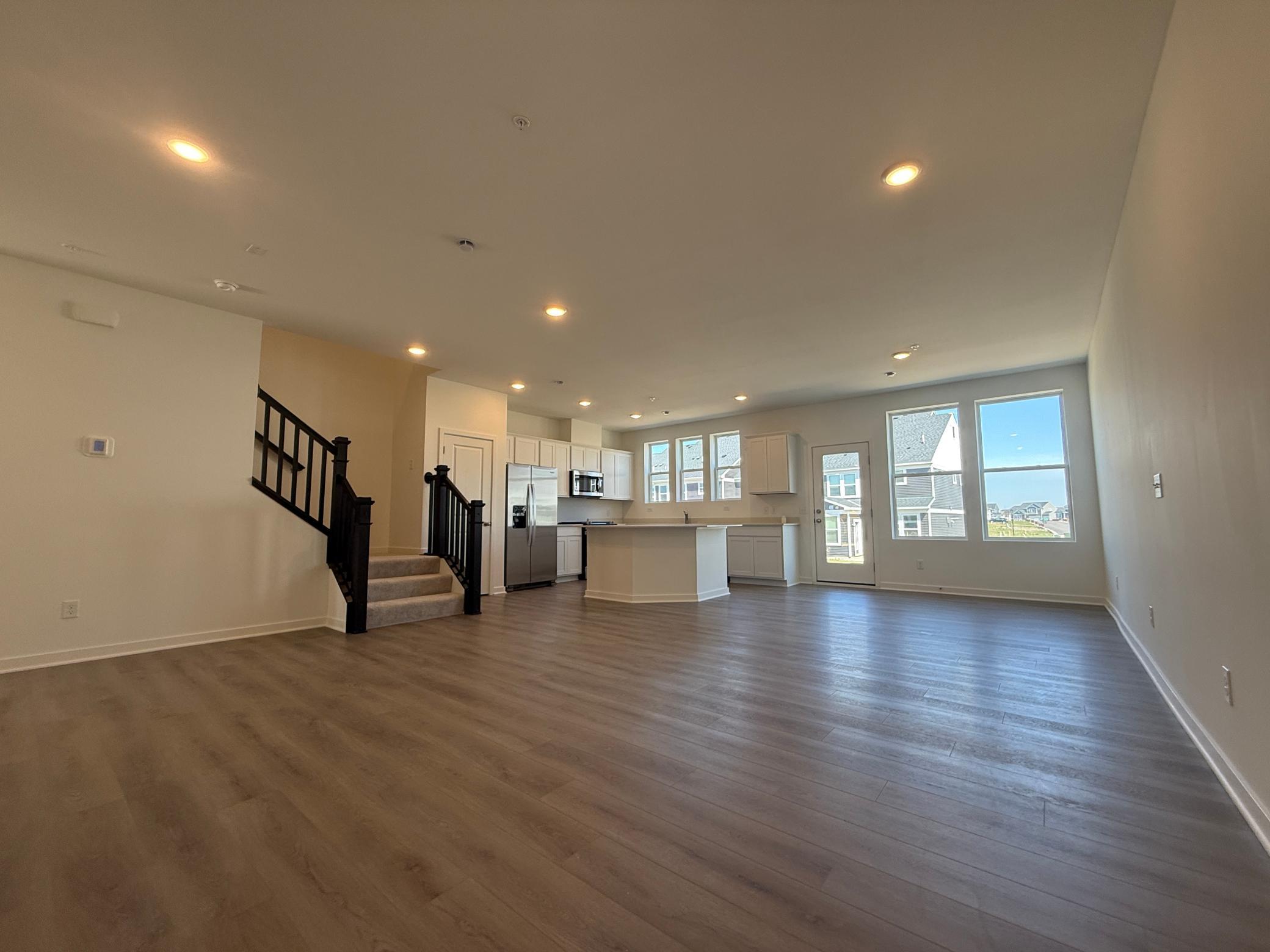 14928 Avondale View Property Photo 3