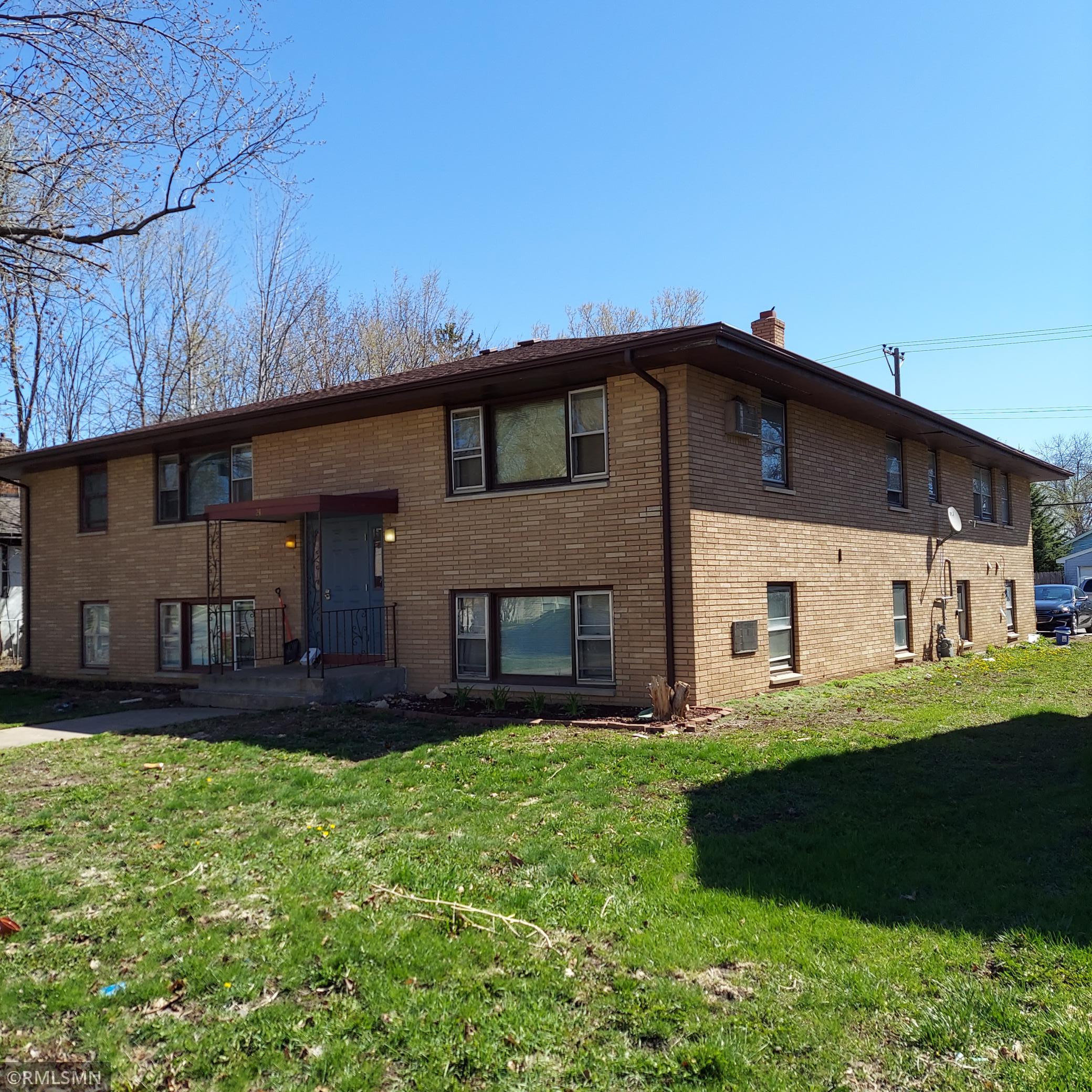 247 2nd Avenue S Property Photo 1