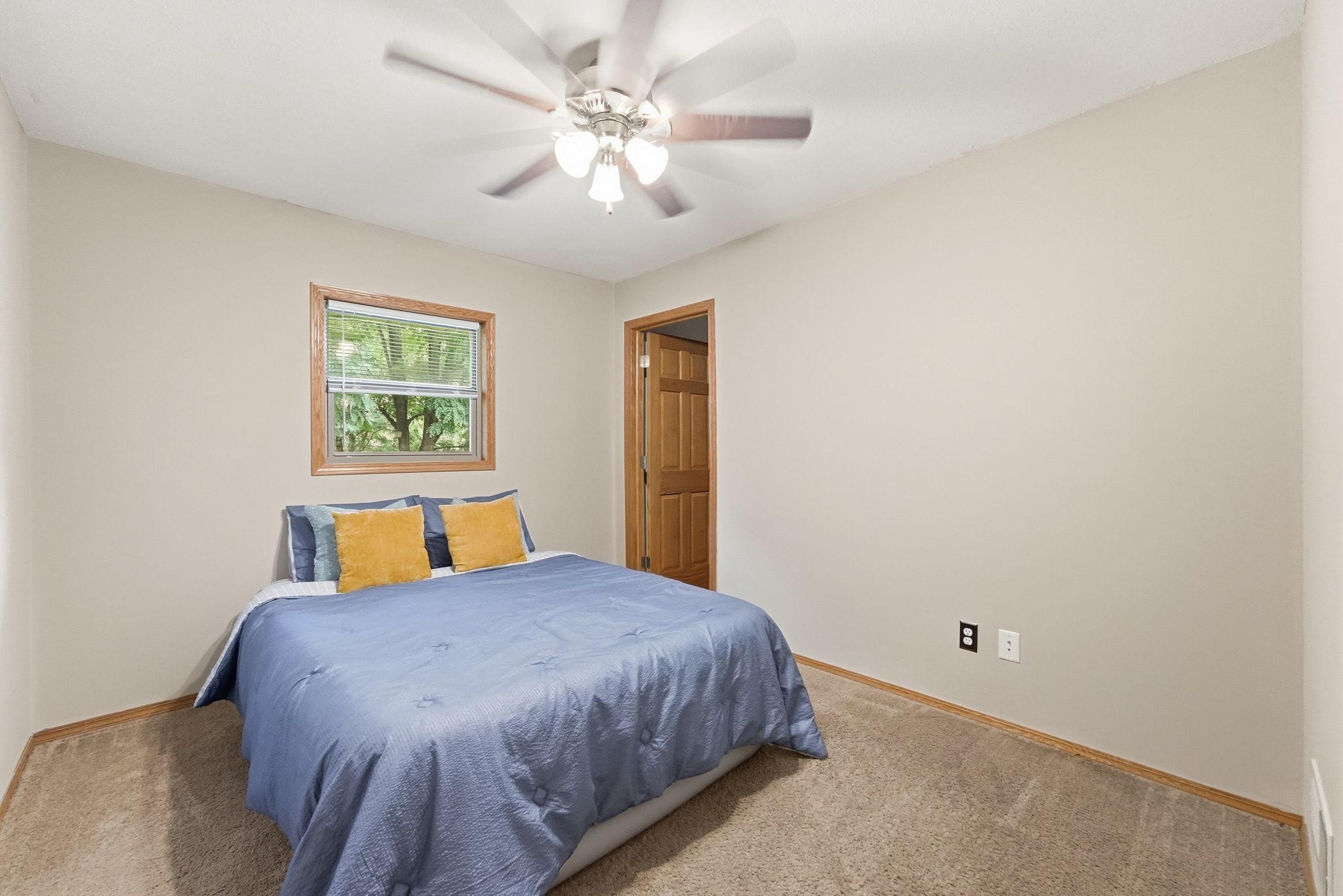 850 S Alger Avenue Property Photo 27