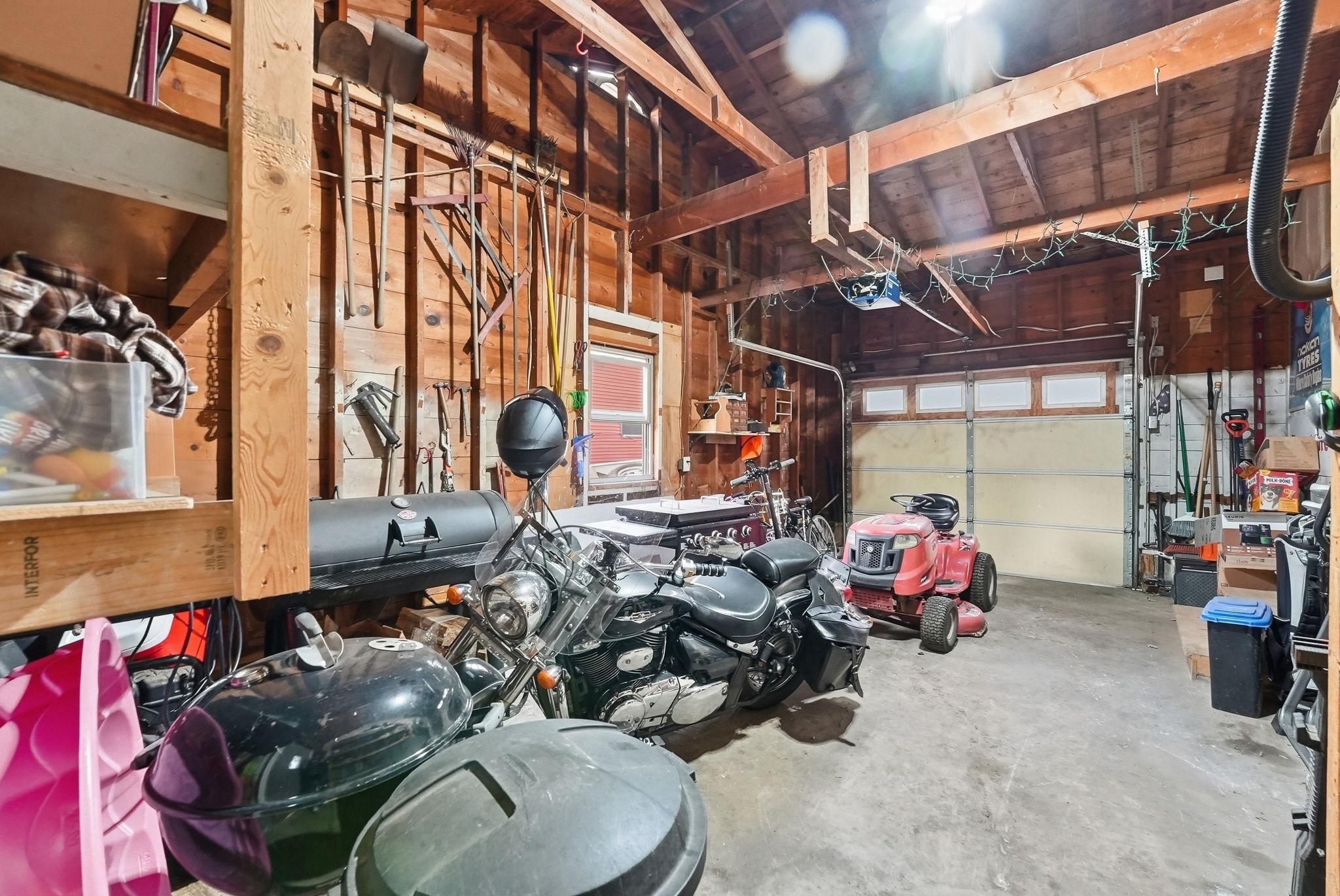850 S Alger Avenue Property Photo 39
