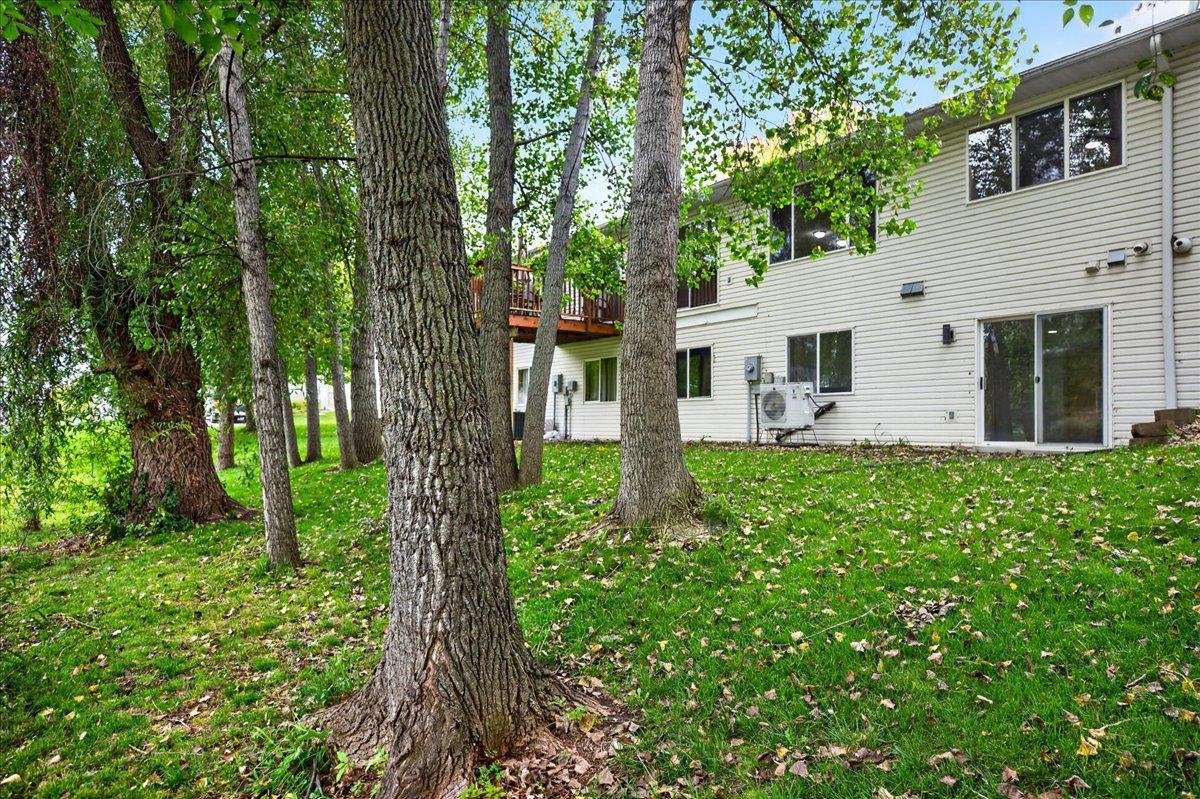 8002 Marsh Run Court Property Photo 4