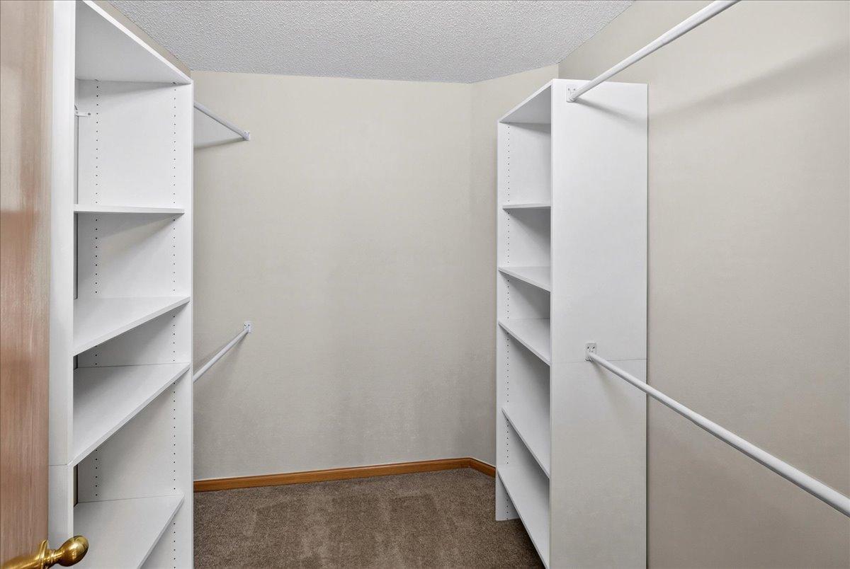 8002 Marsh Run Court Property Photo 25
