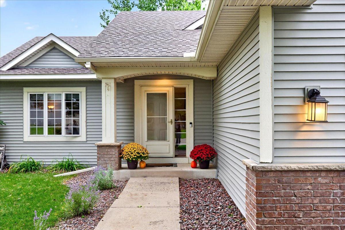 137 6th Street Sw Property Photo 2