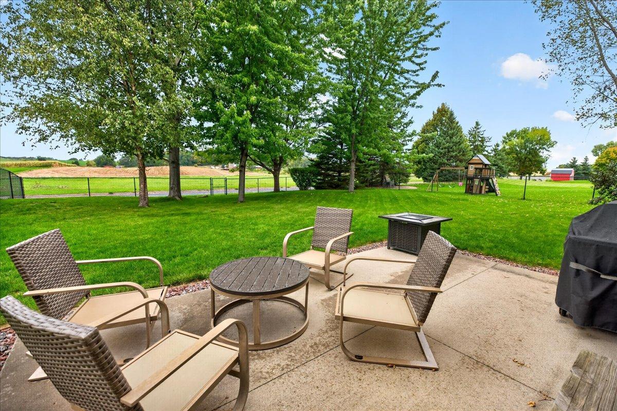 137 6th Street Sw Property Photo 7