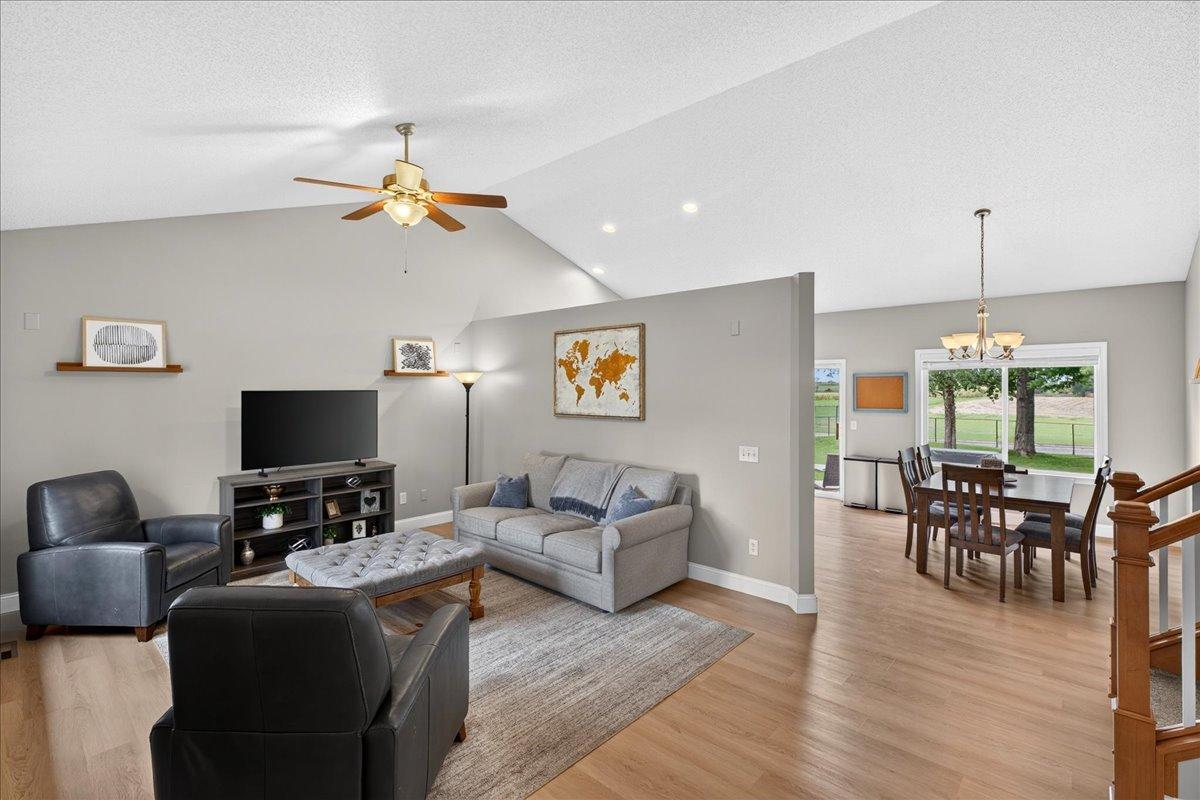 137 6th Street Sw Property Photo 11