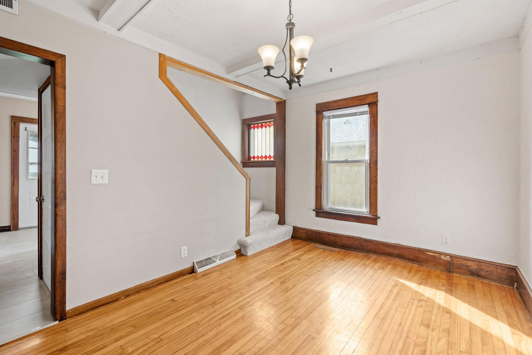 4129 5th Street Ne Property Photo 8