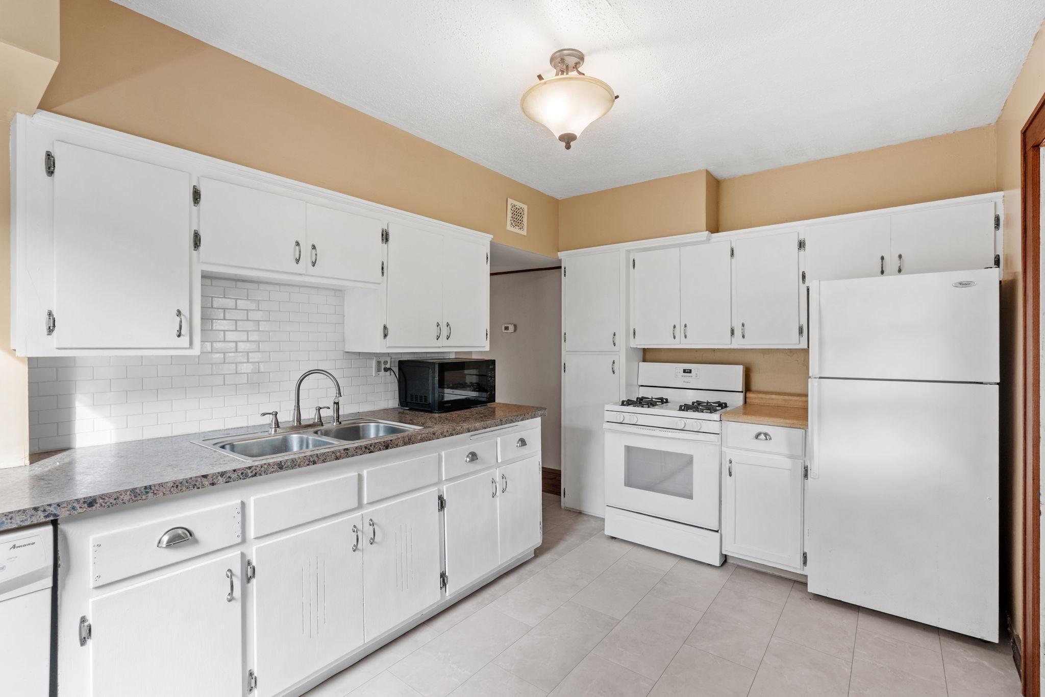 4129 5th Street Ne Property Photo 11