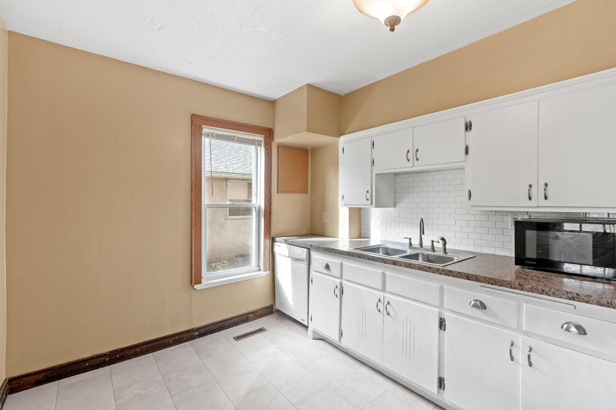 4129 5th Street Ne Property Photo 12