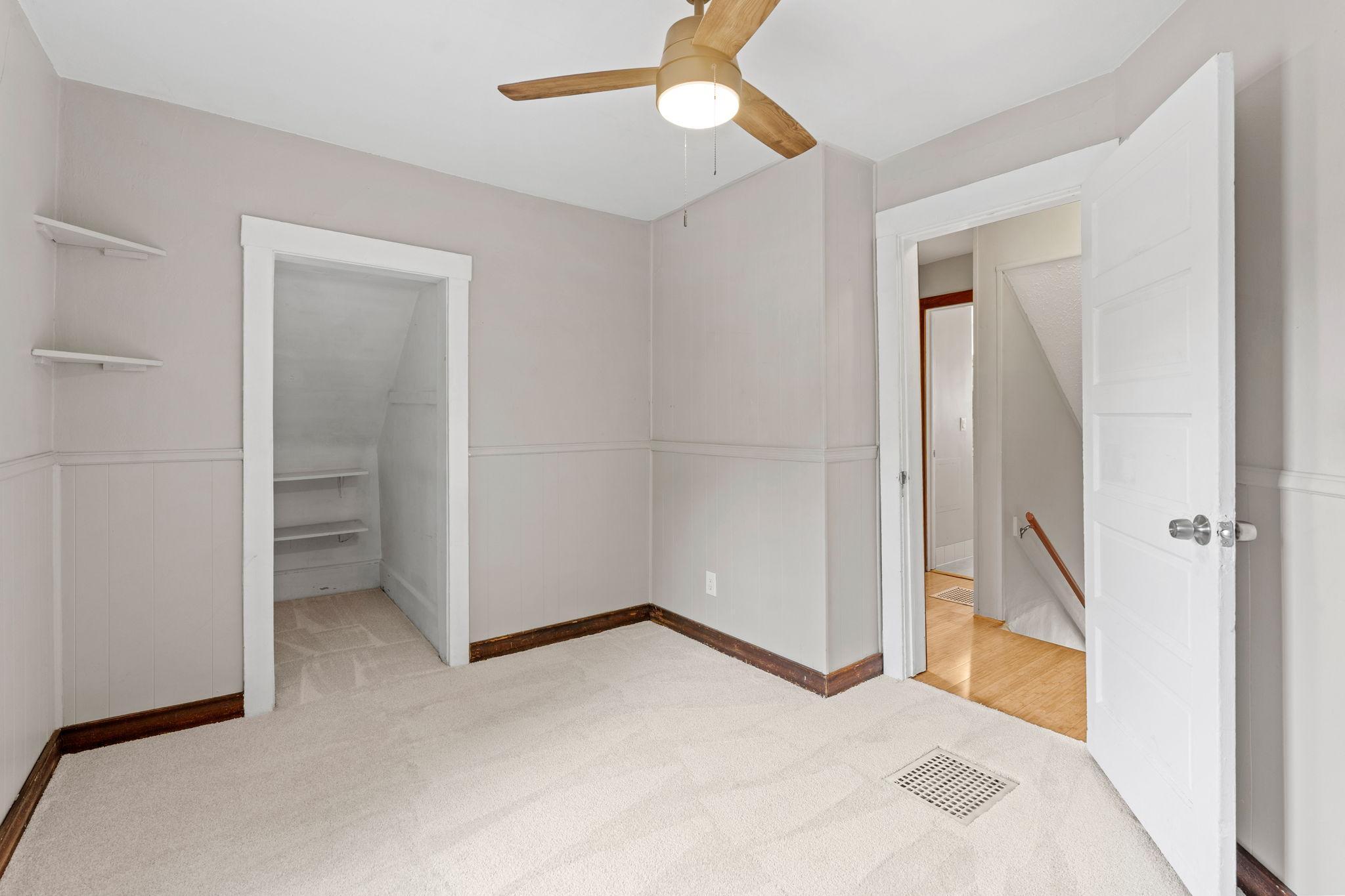 4129 5th Street Ne Property Photo 19