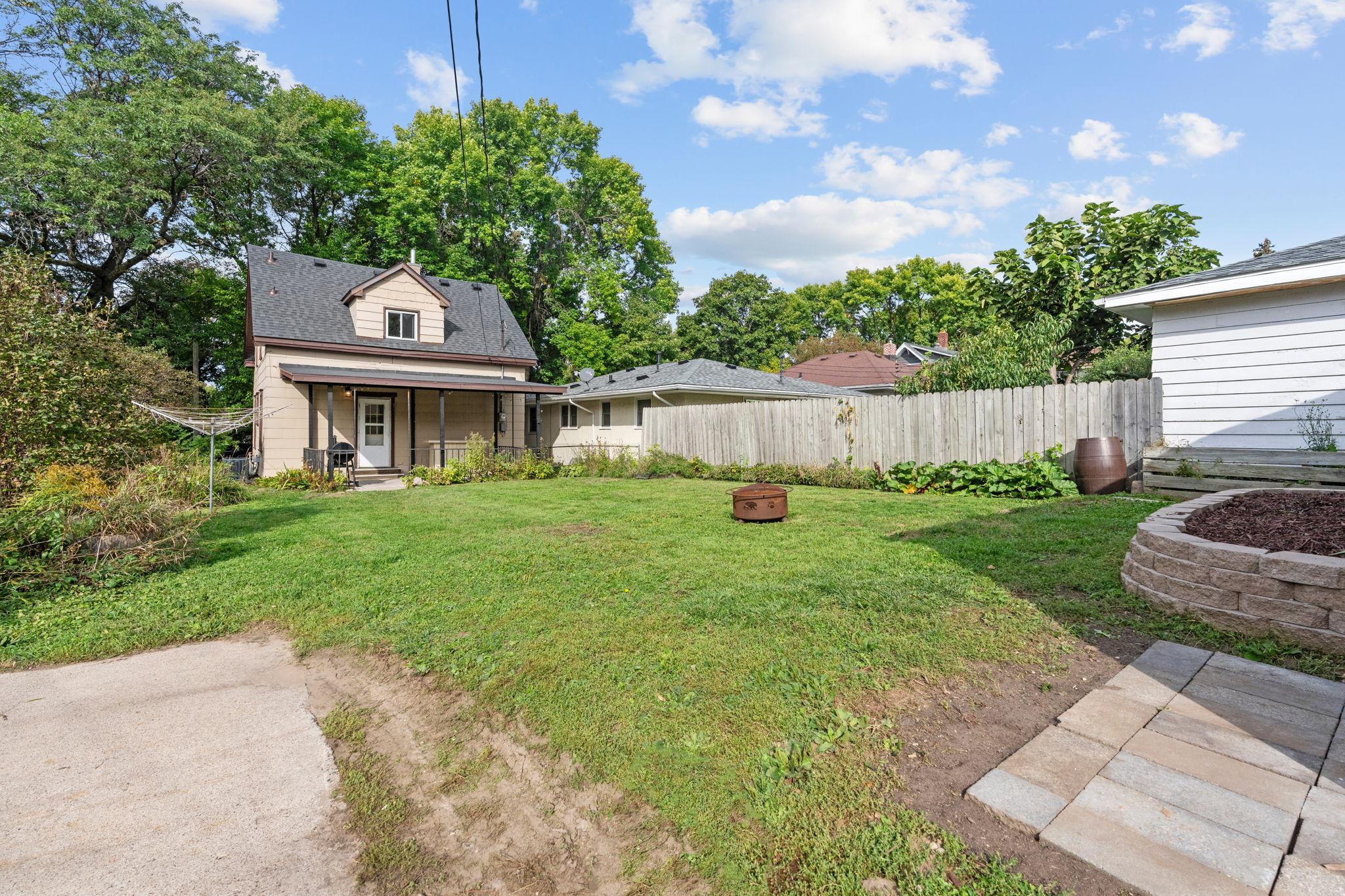 4129 5th Street Ne Property Photo 32