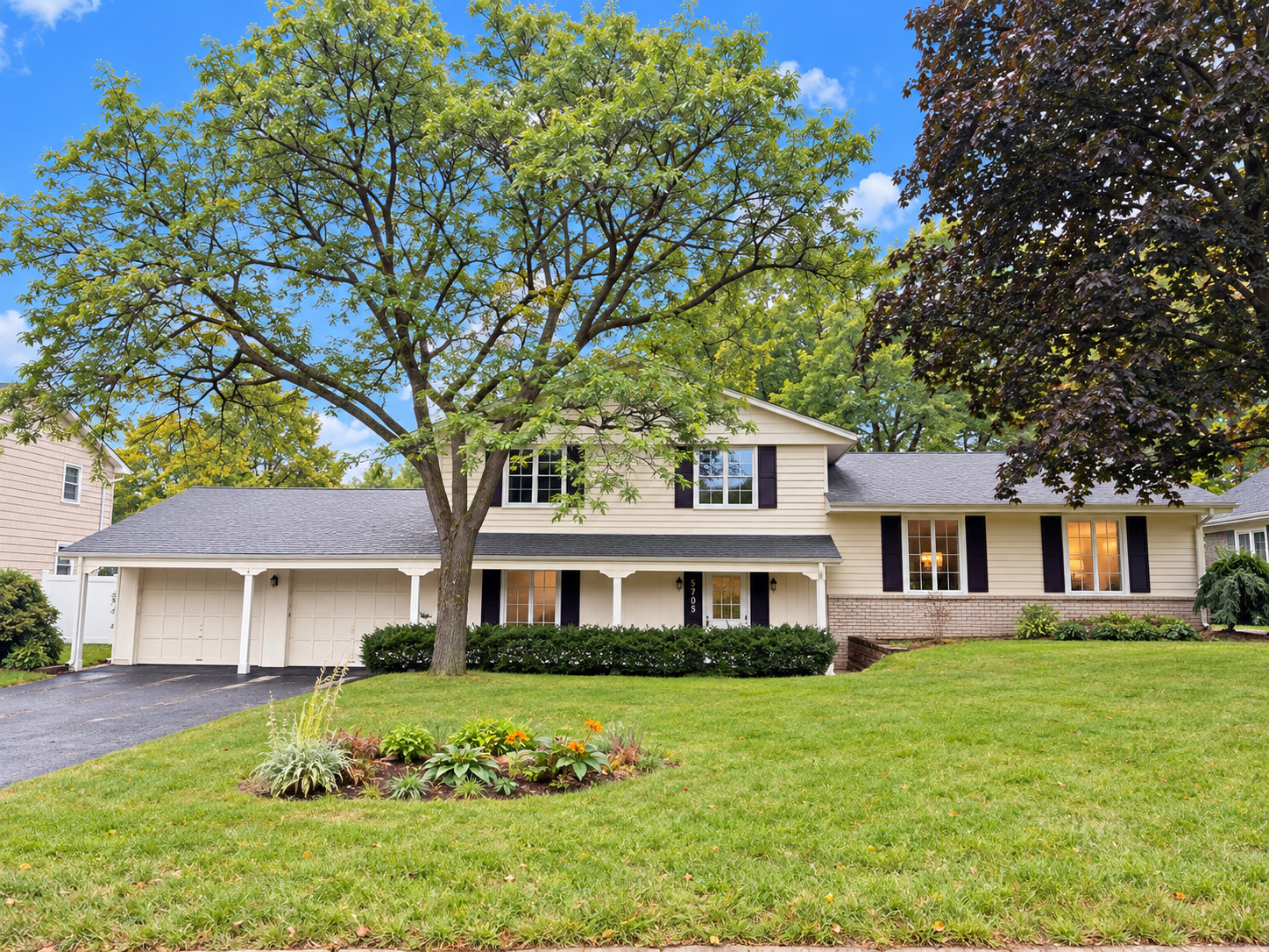 5705 Lois Lane Property Photo 1