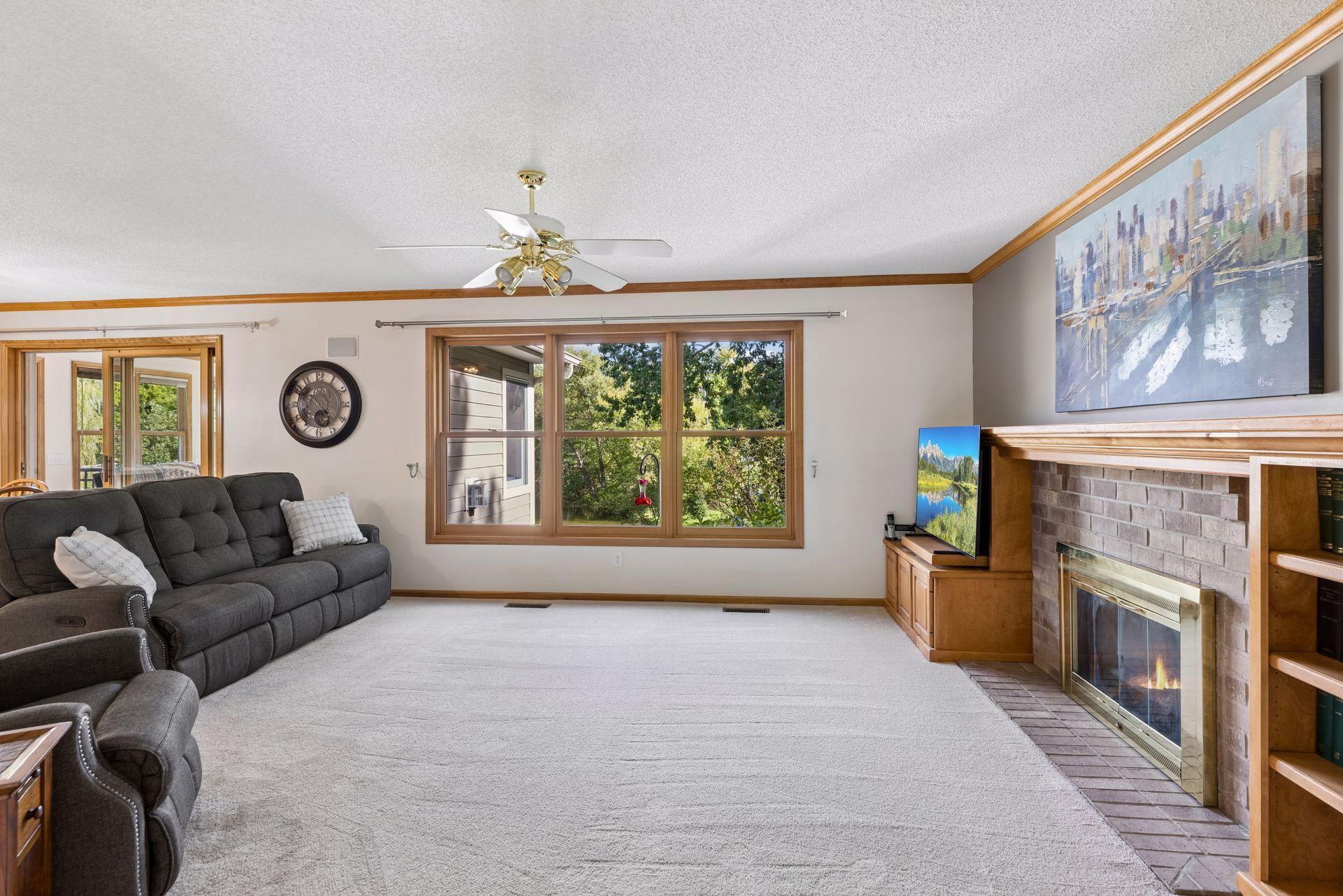 19015 31st Avenue N Property Photo 14
