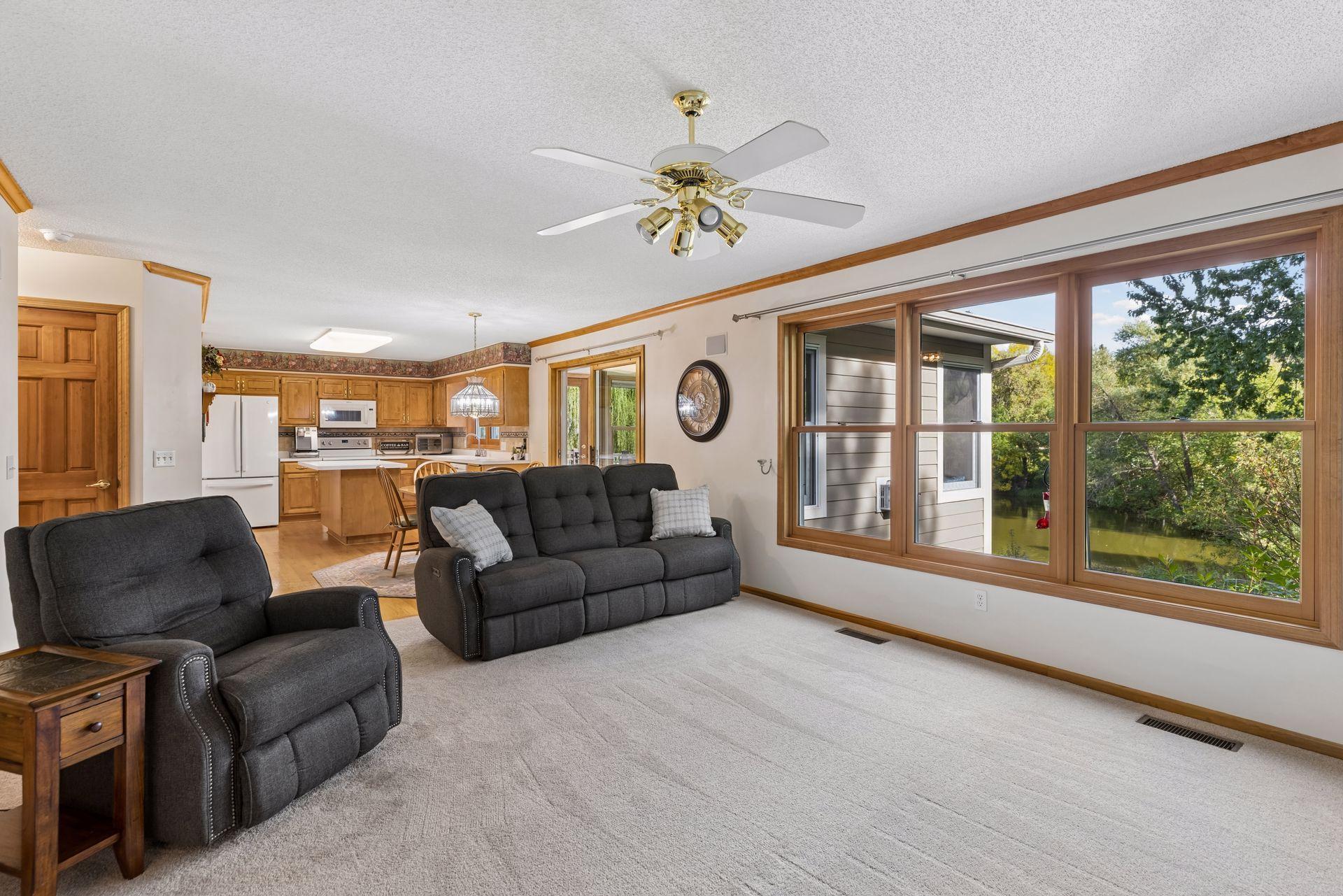 19015 31st Avenue N Property Photo 15