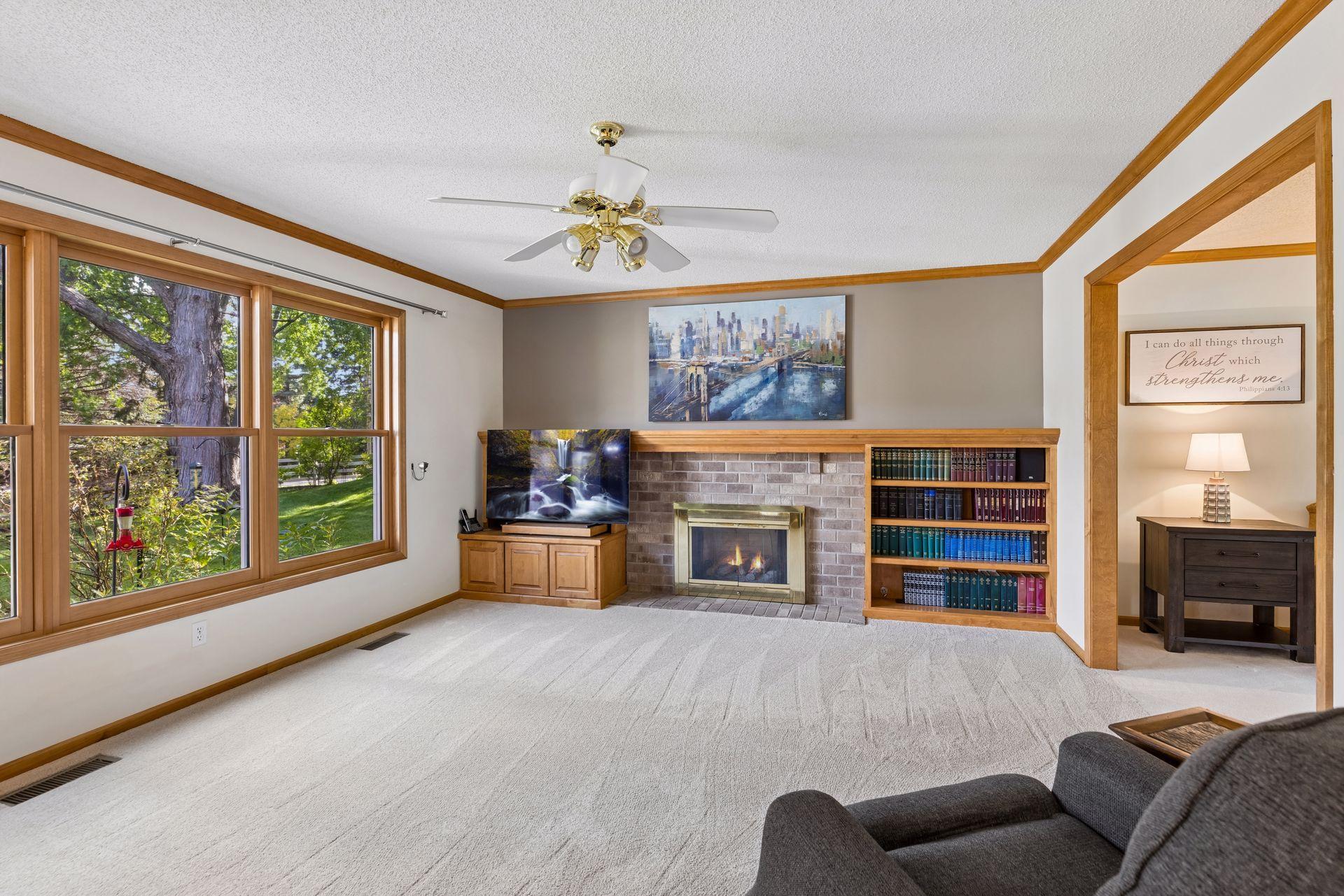 19015 31st Avenue N Property Photo 18