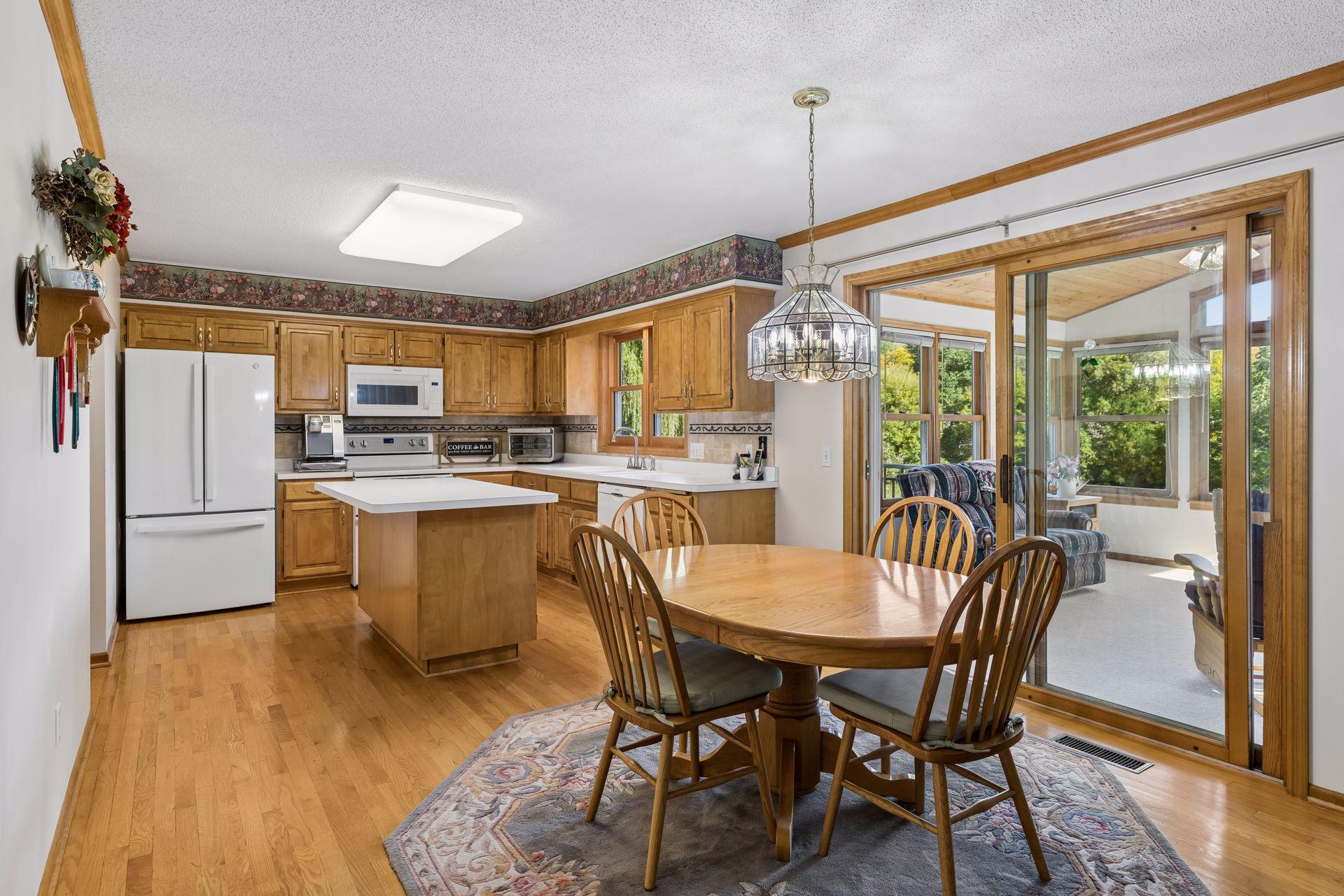 19015 31st Avenue N Property Photo 21
