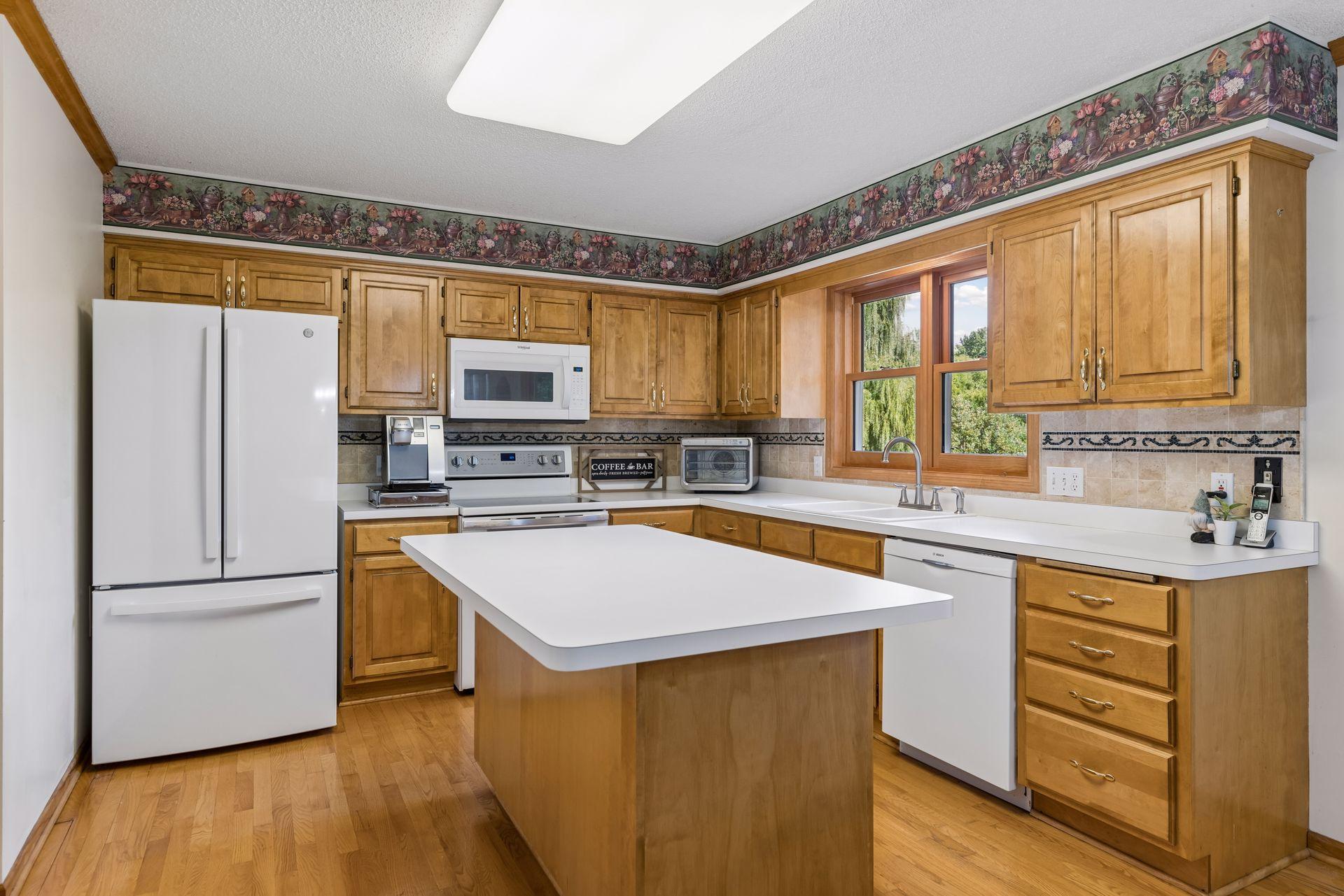 19015 31st Avenue N Property Photo 22
