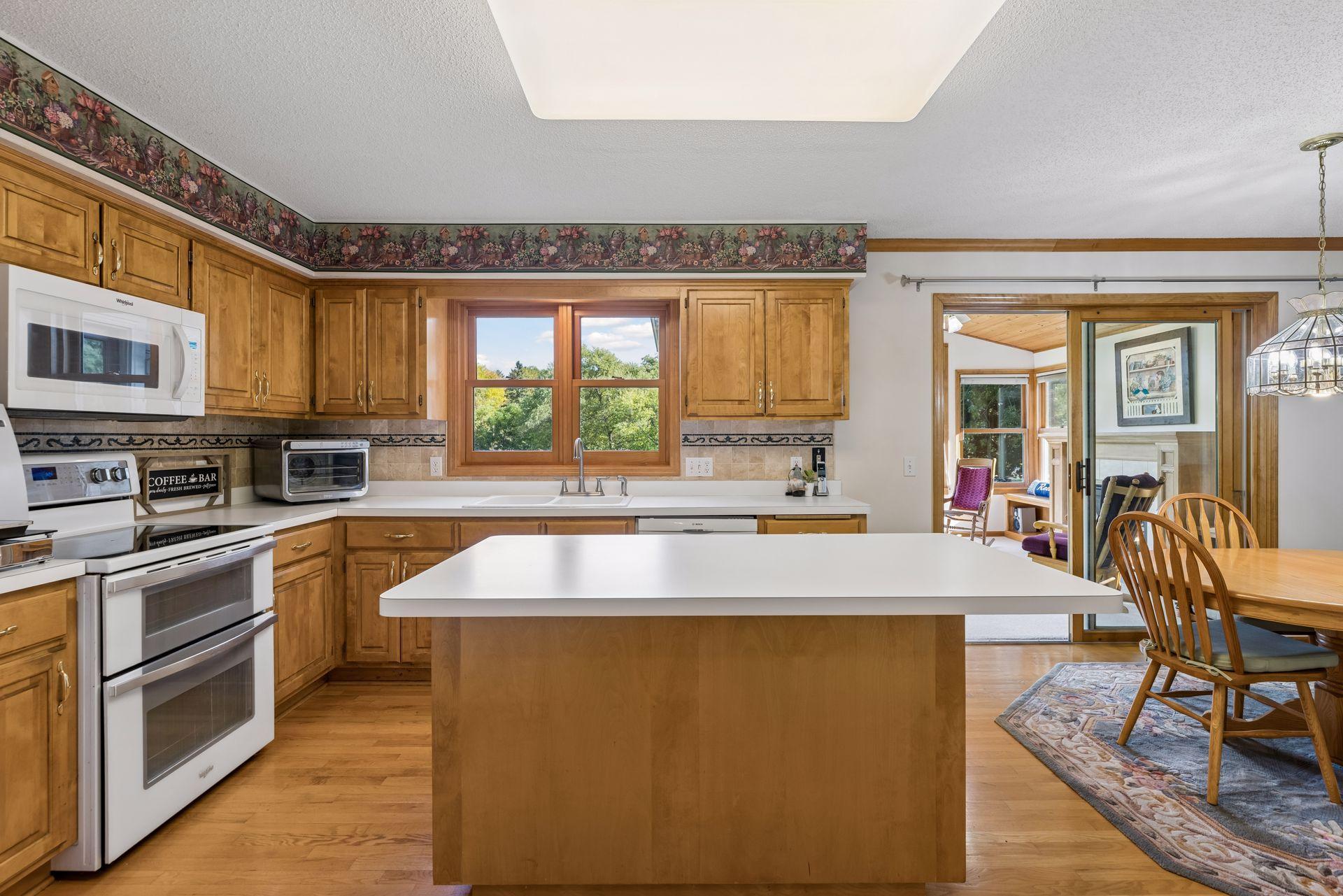 19015 31st Avenue N Property Photo 23
