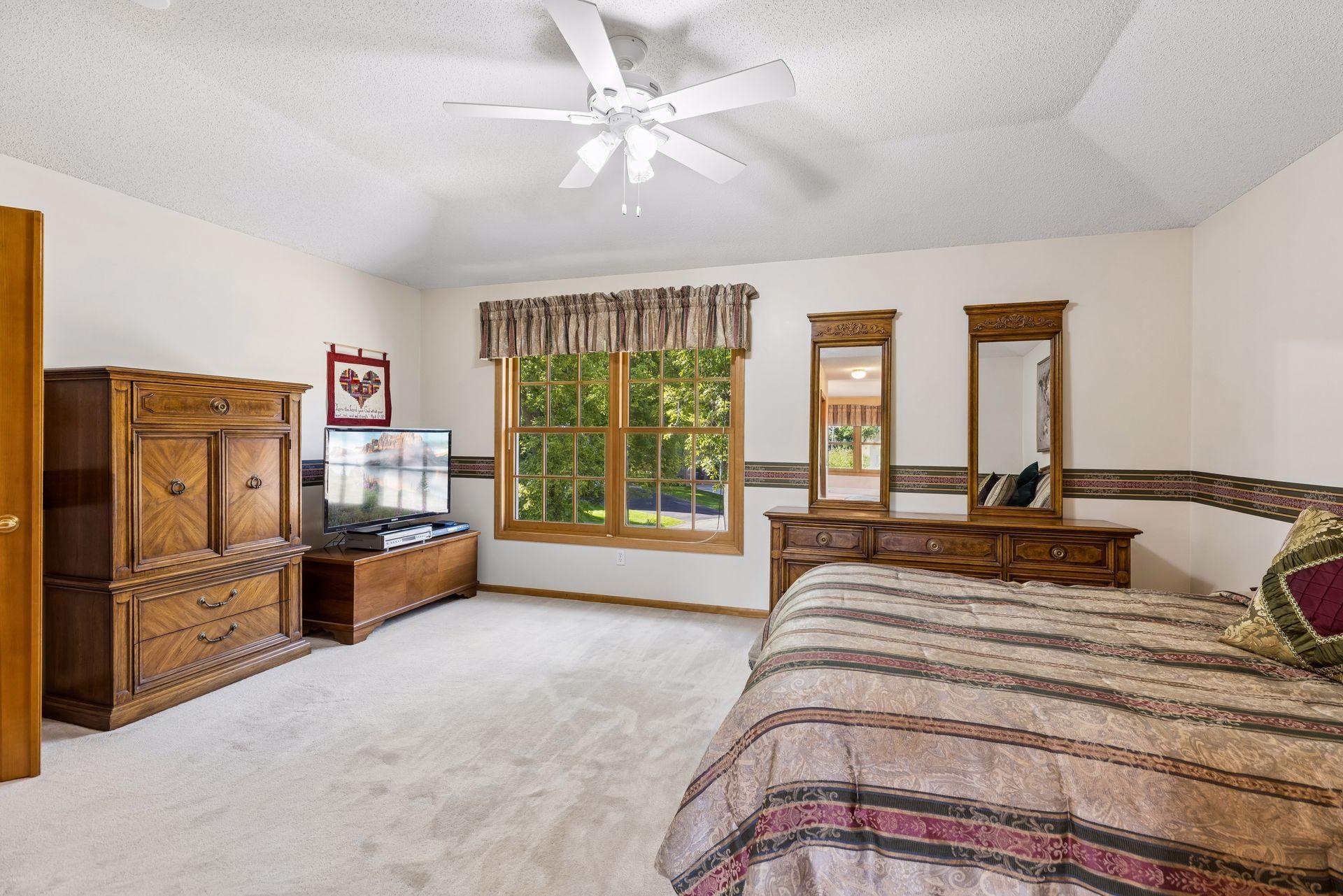 19015 31st Avenue N Property Photo 39