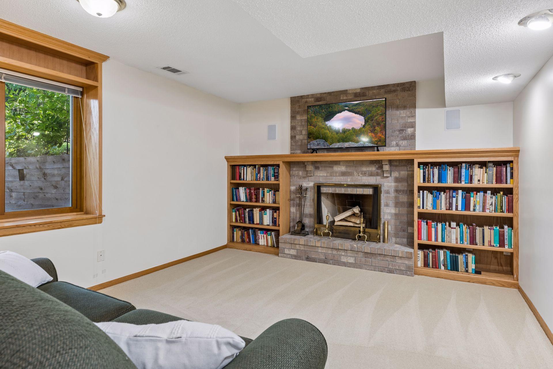 19015 31st Avenue N Property Photo 56