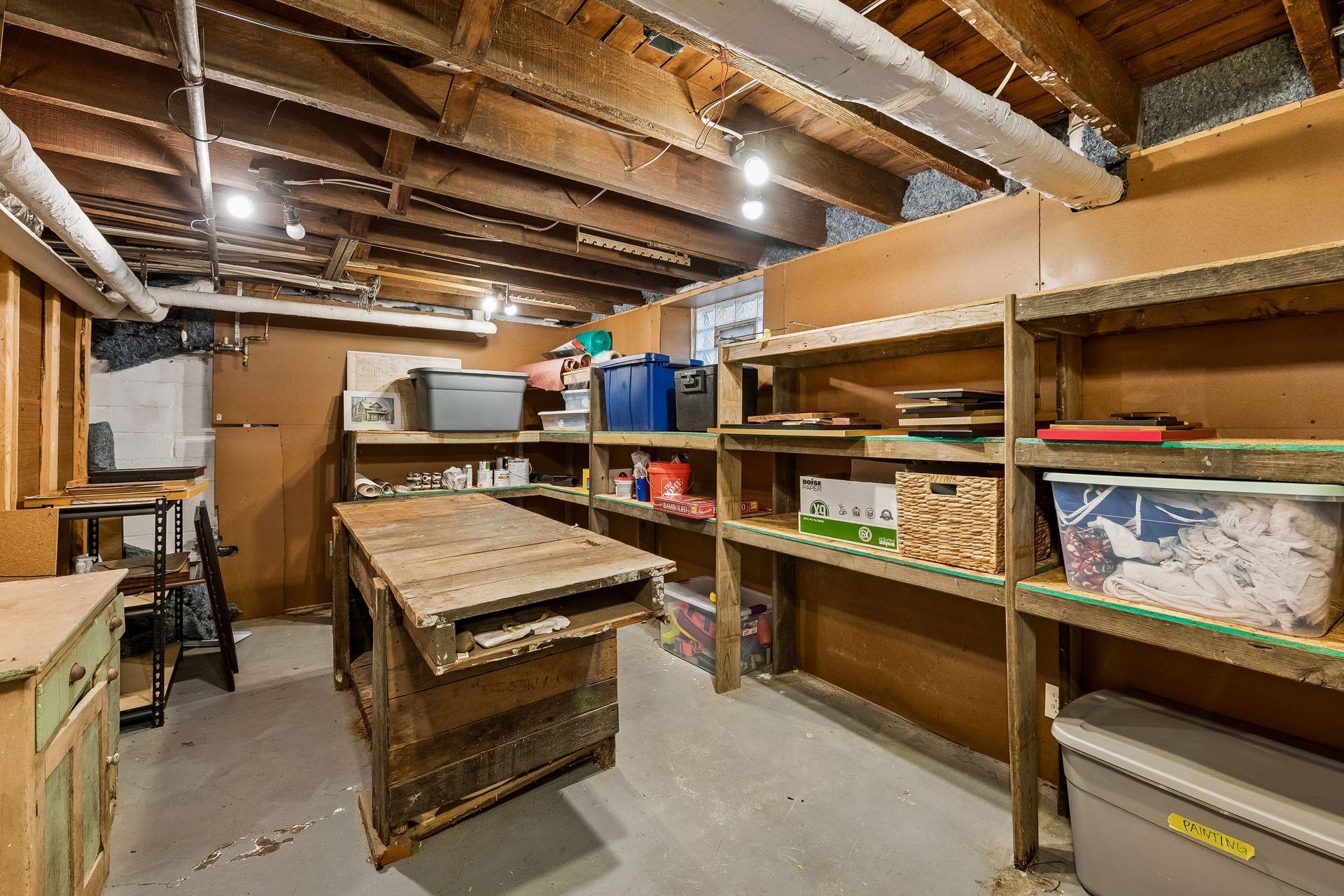 2121 E 22nd Street Property Photo 52