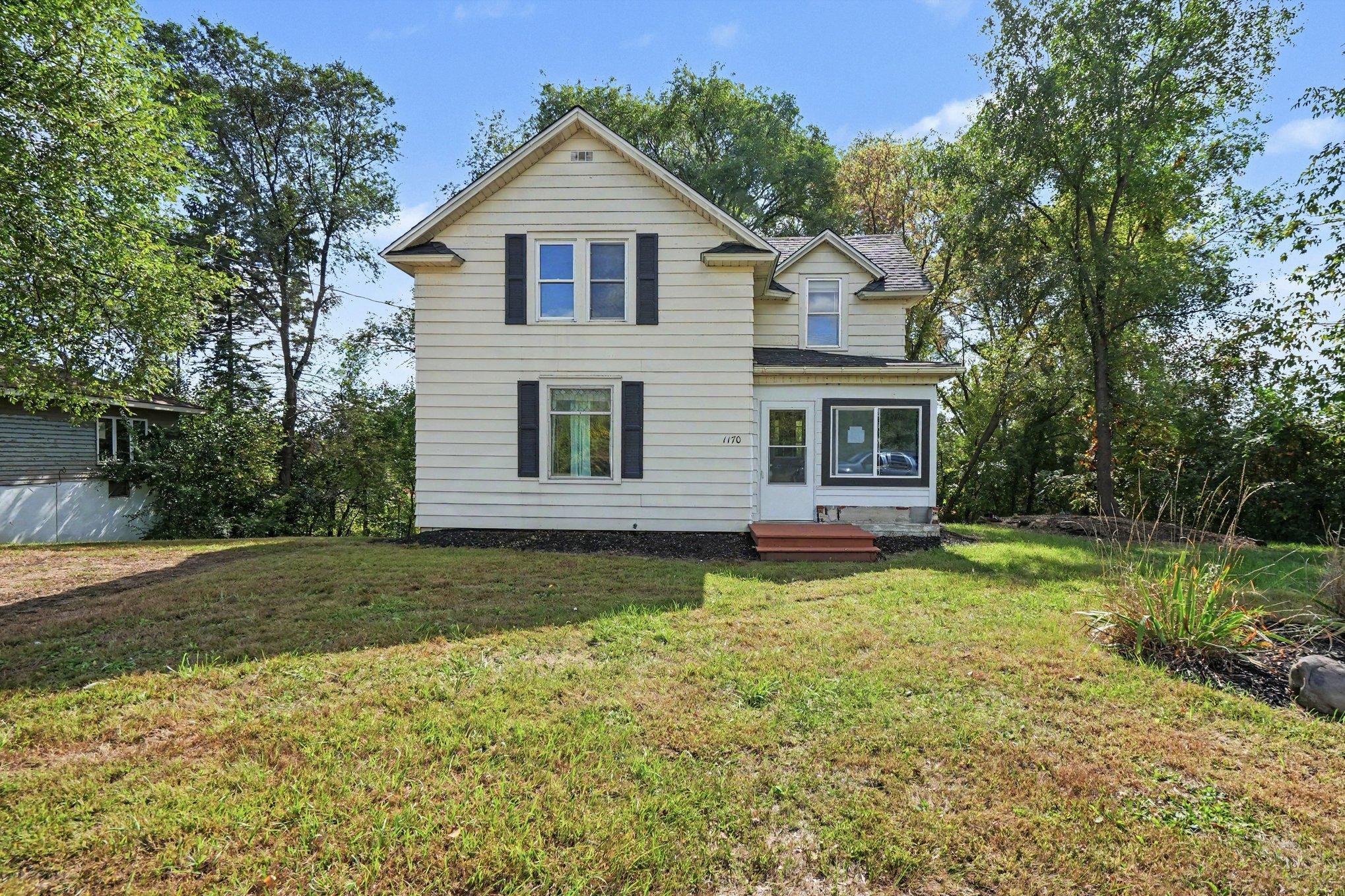 1170 Stoughton Avenue Property Photo 2