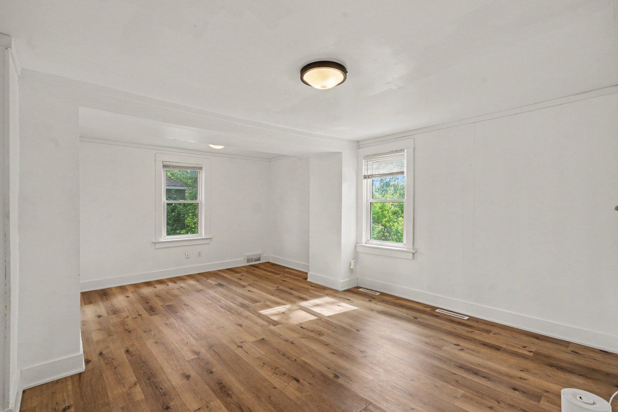 1170 Stoughton Avenue Property Photo 9