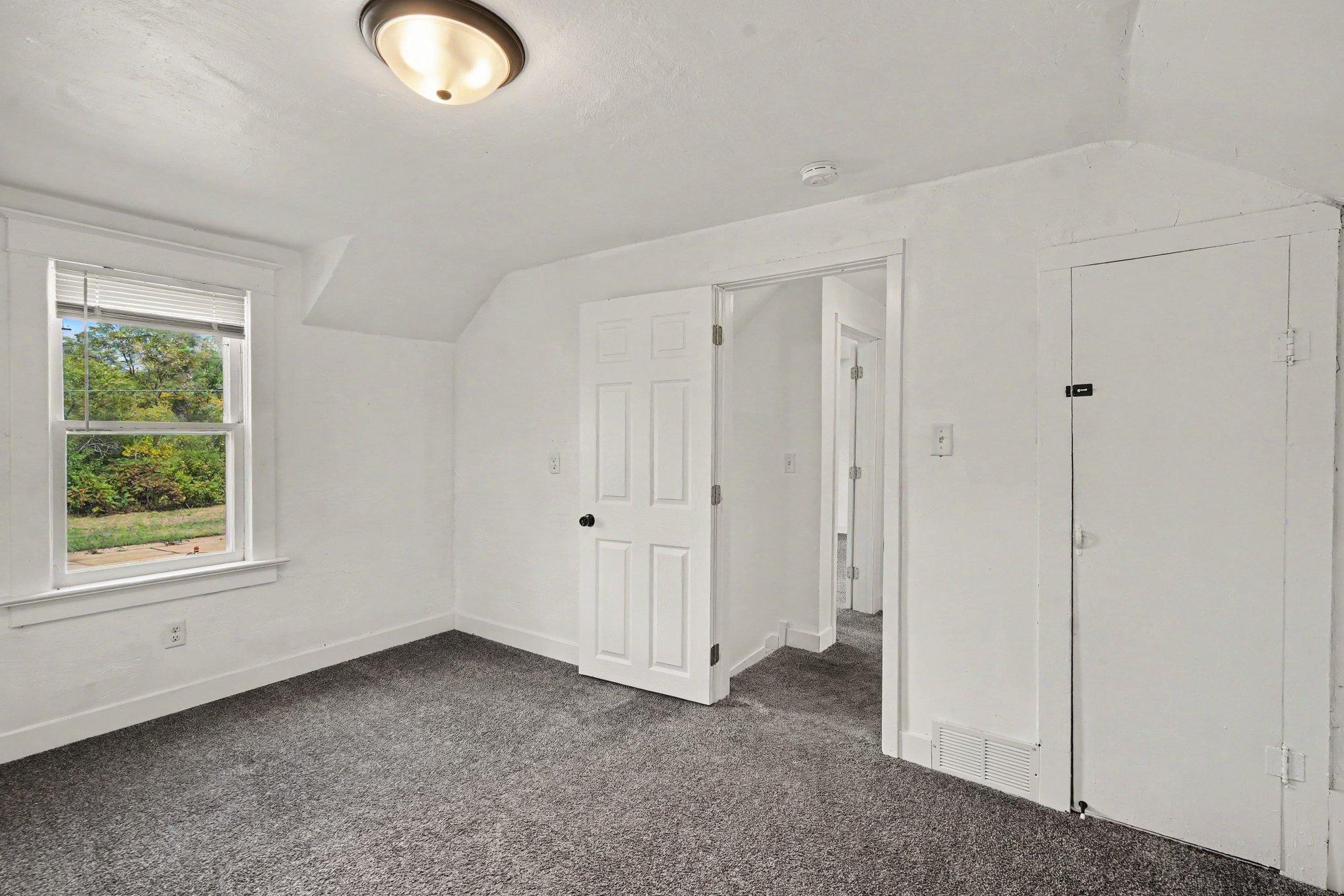 1170 Stoughton Avenue Property Photo 15