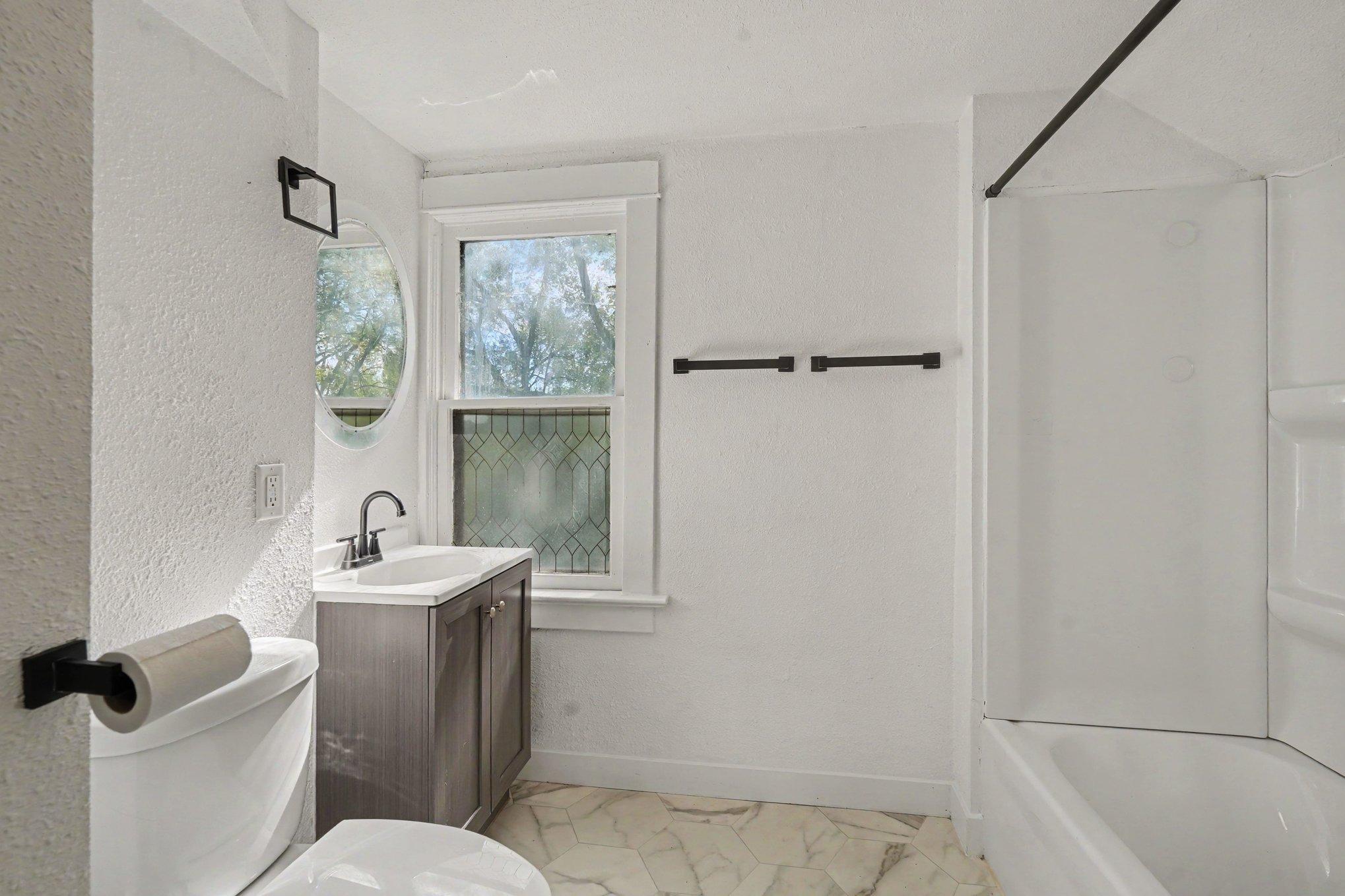 1170 Stoughton Avenue Property Photo 16