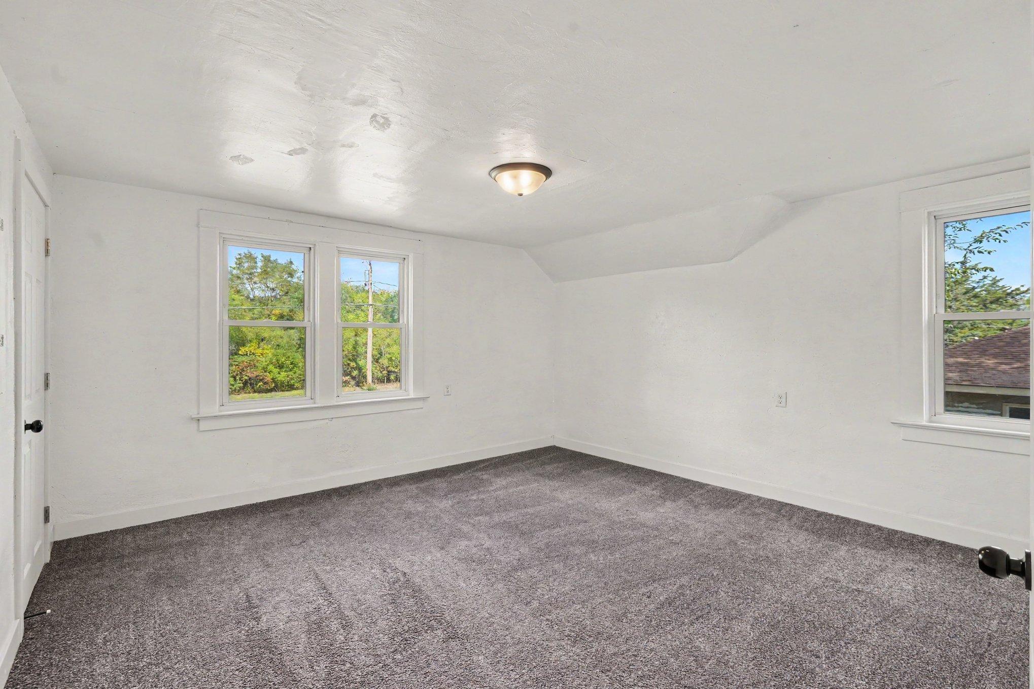 1170 Stoughton Avenue Property Photo 18
