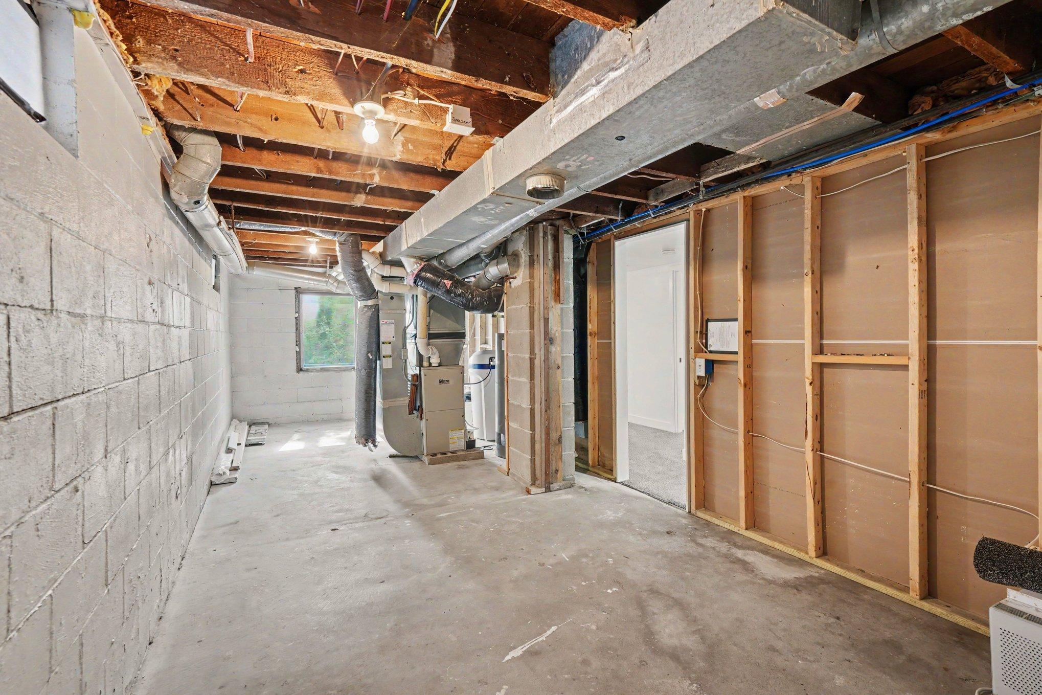 1170 Stoughton Avenue Property Photo 22