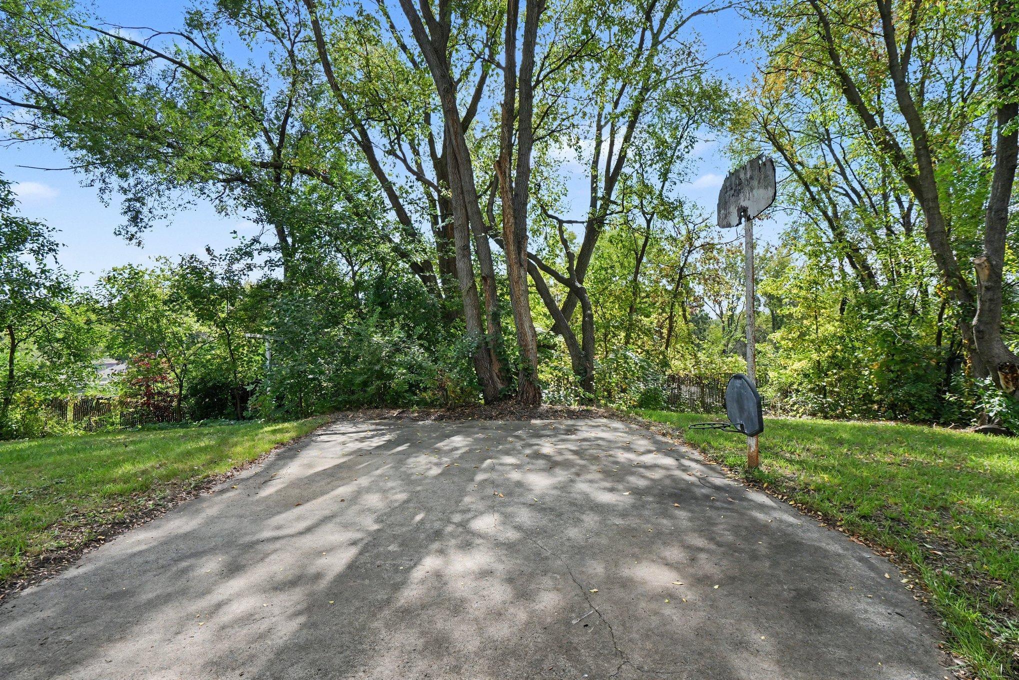 1170 Stoughton Avenue Property Photo 24