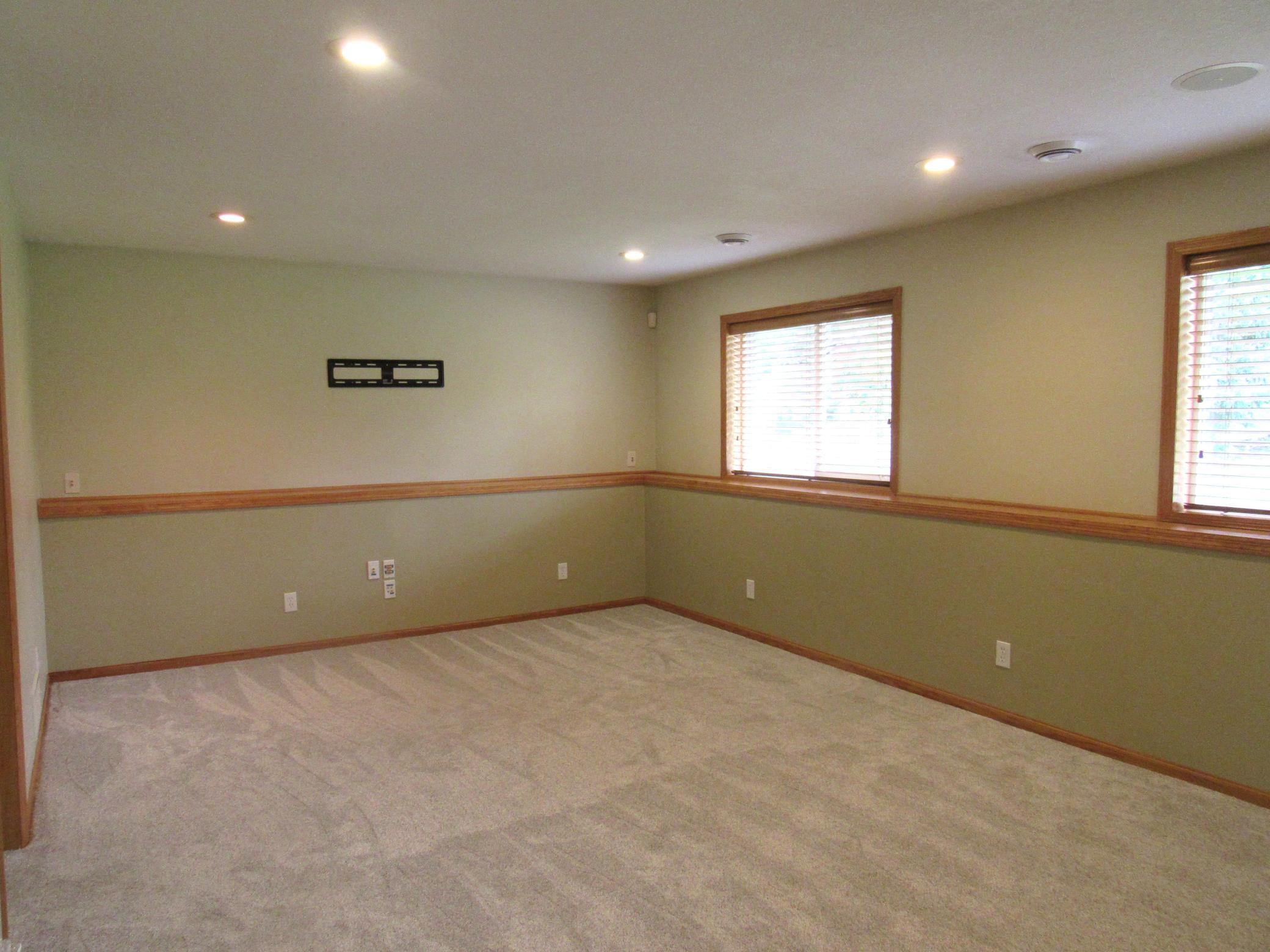 7059 Sussex Lane Property Photo 24