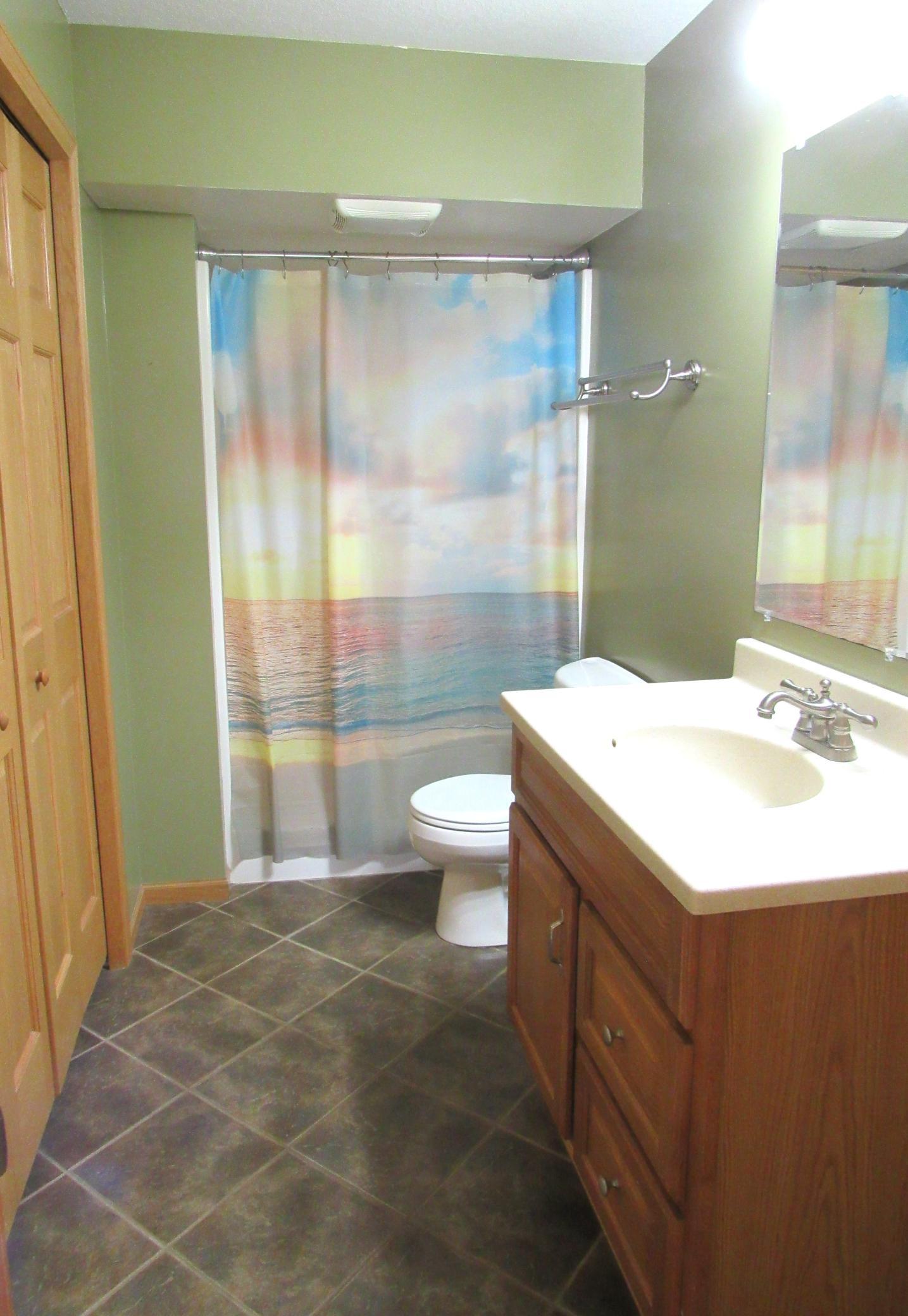 7059 Sussex Lane Property Photo 28