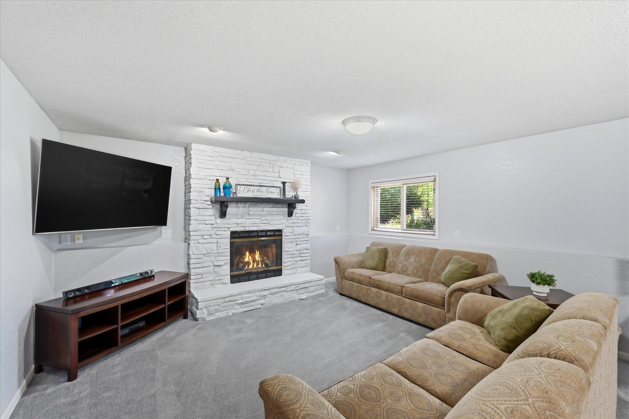 6747 Quantico Lane N Property Photo 18
