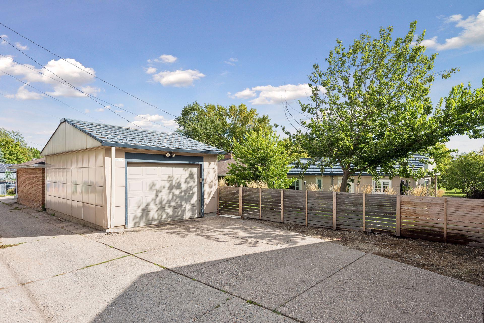 4916 Cedar Avenue S Property Photo 47