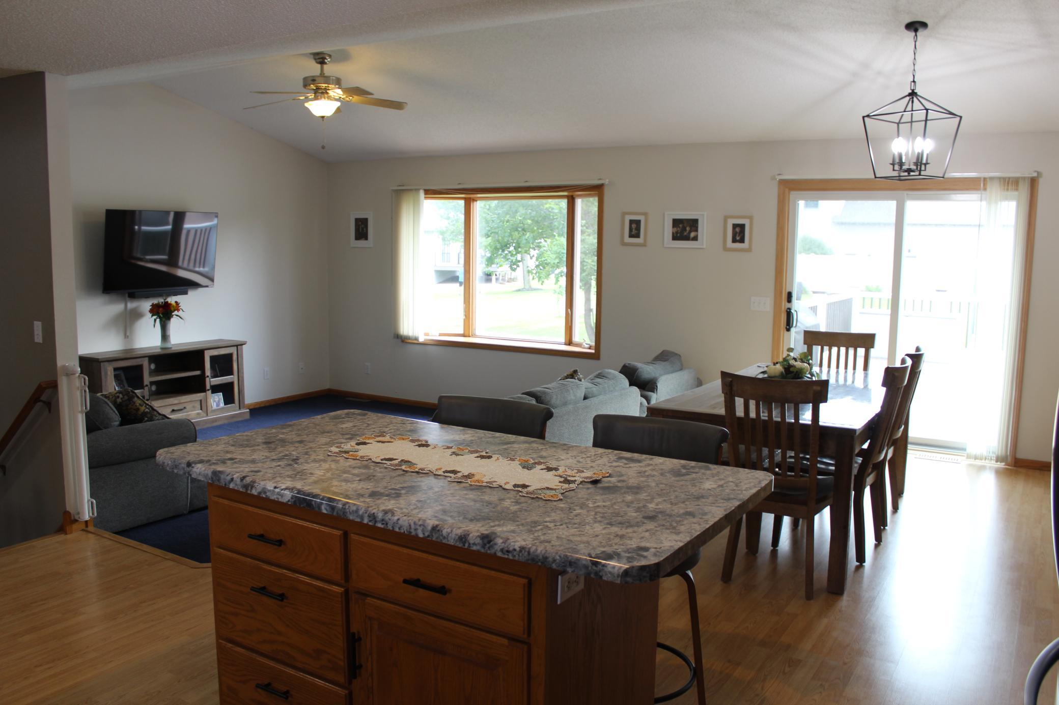 705 Eagle Drive Sw Property Photo 8