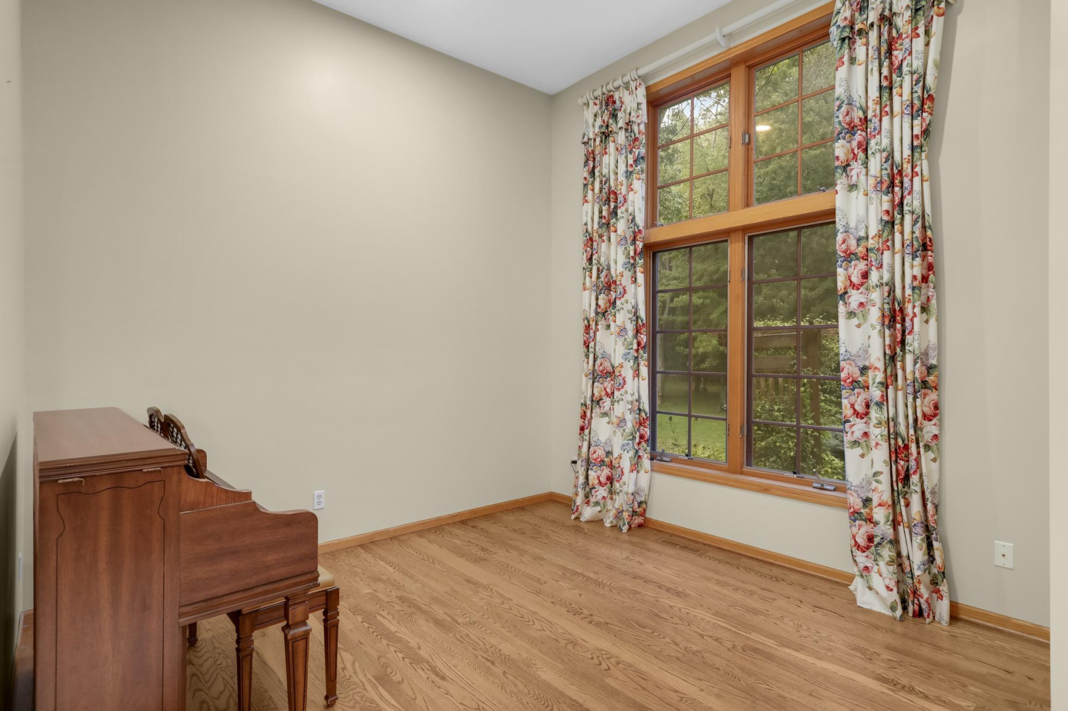 19805 Olde Sturbridge Road Property Photo 12