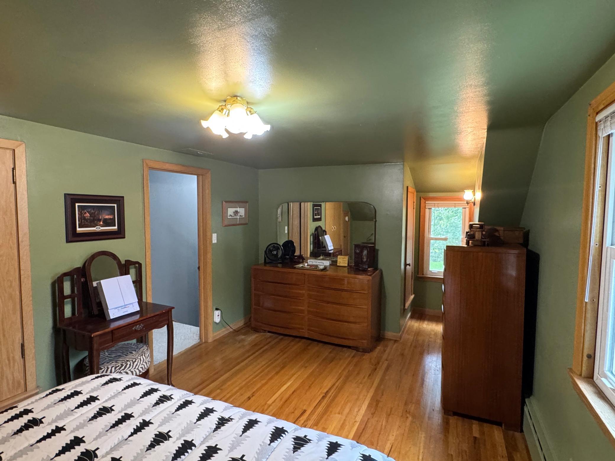 725 3rd Street Se Property Photo 20