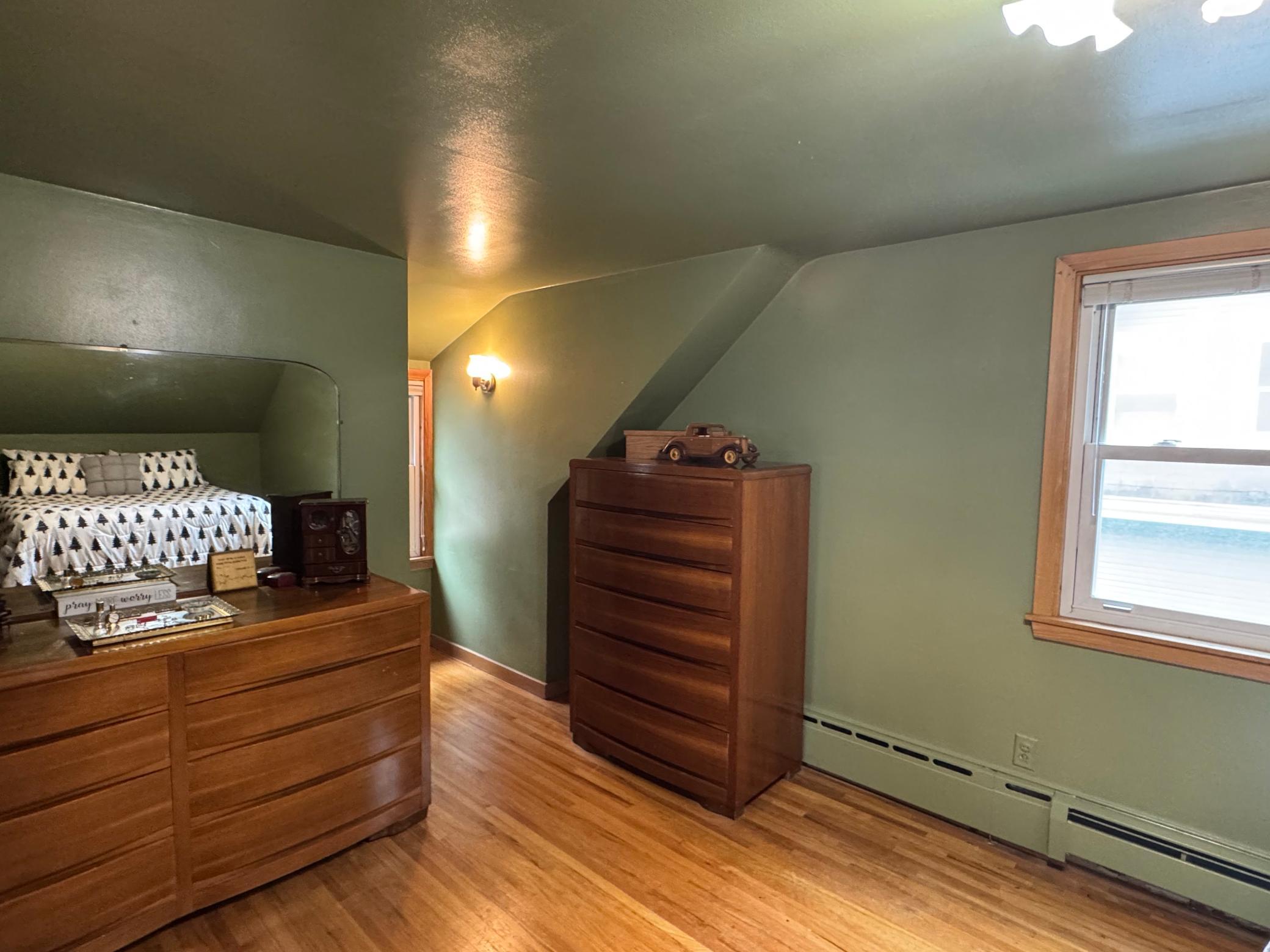 725 3rd Street Se Property Photo 21