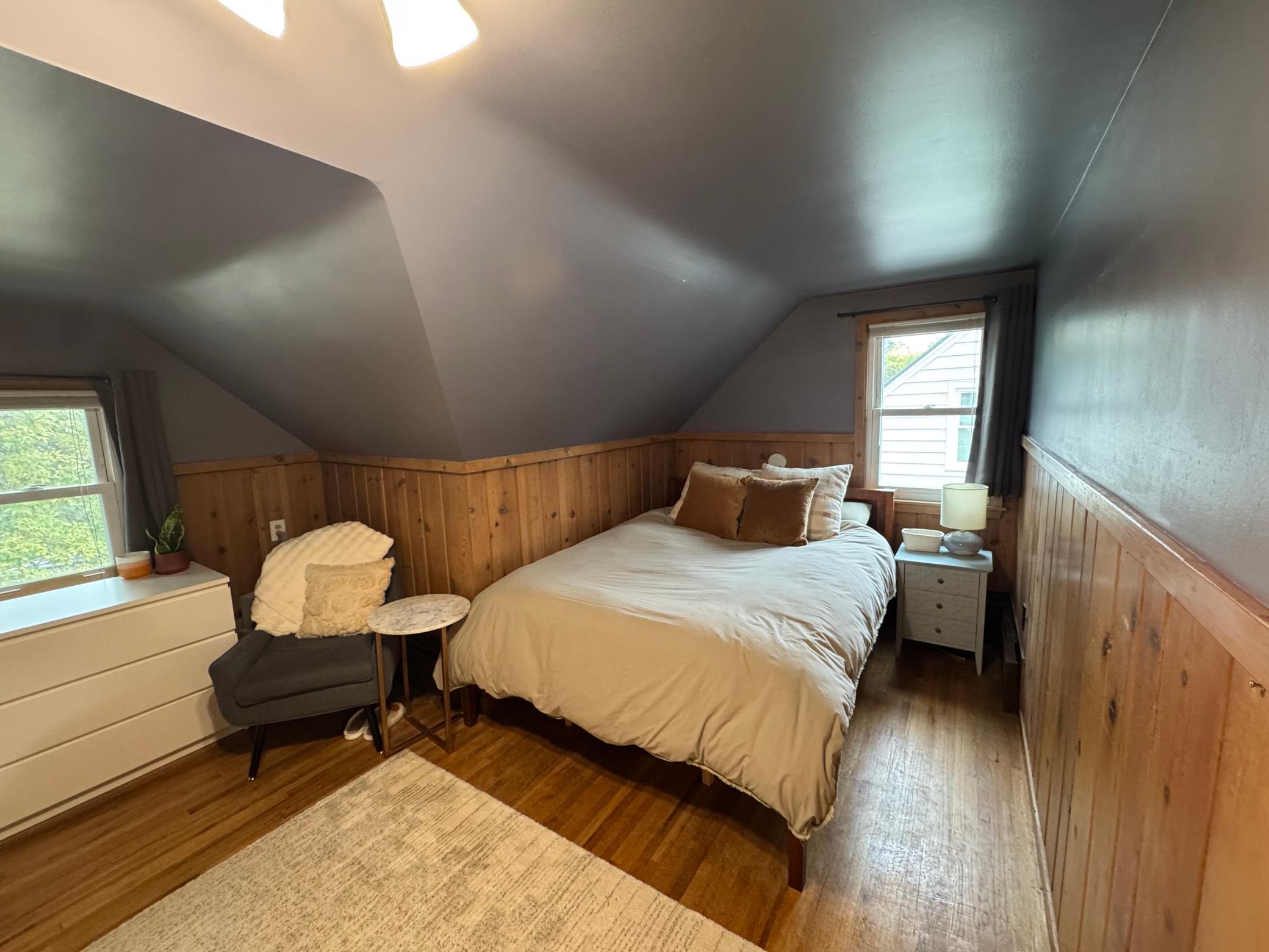 725 3rd Street Se Property Photo 24