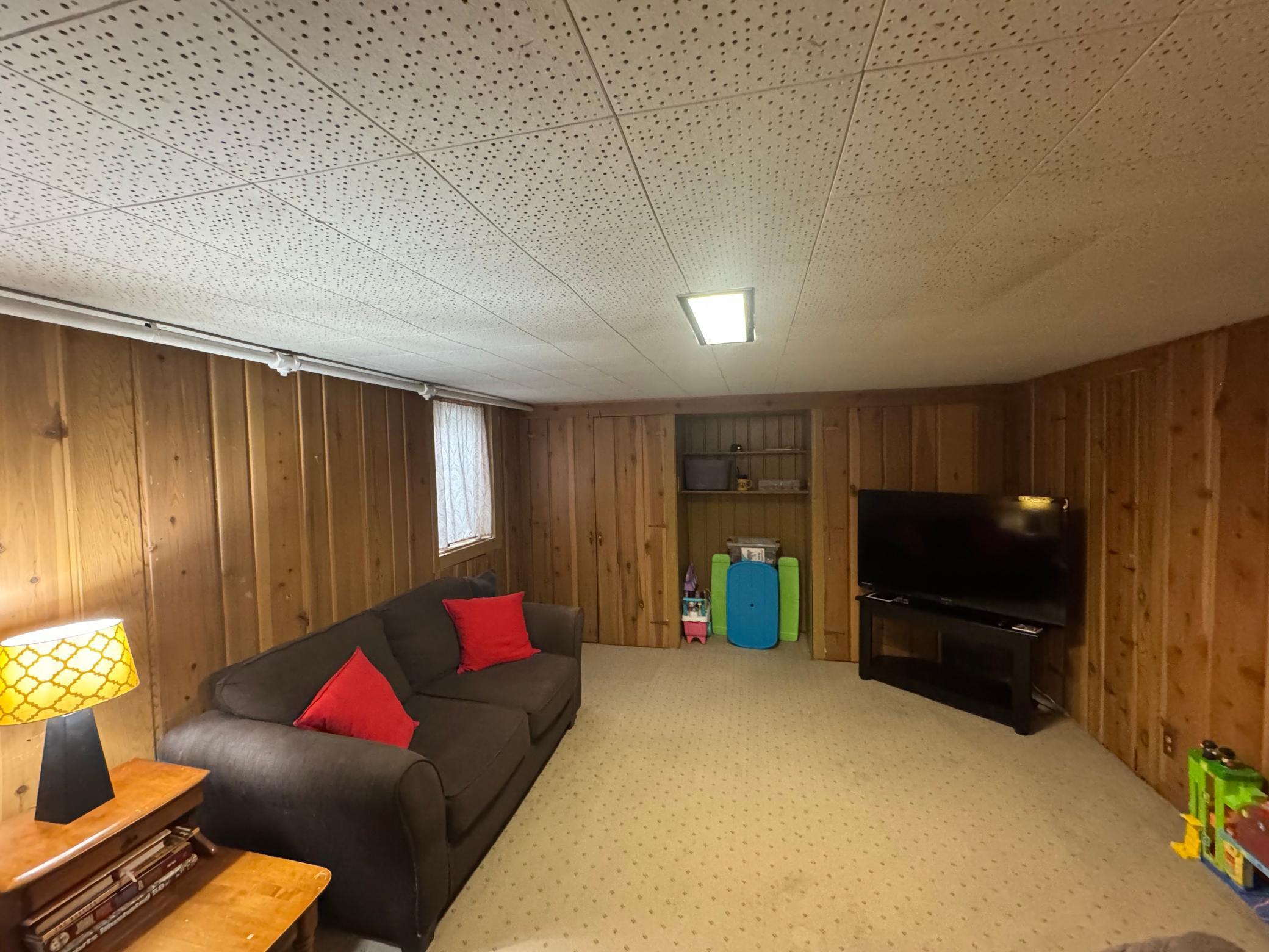 725 3rd Street Se Property Photo 32