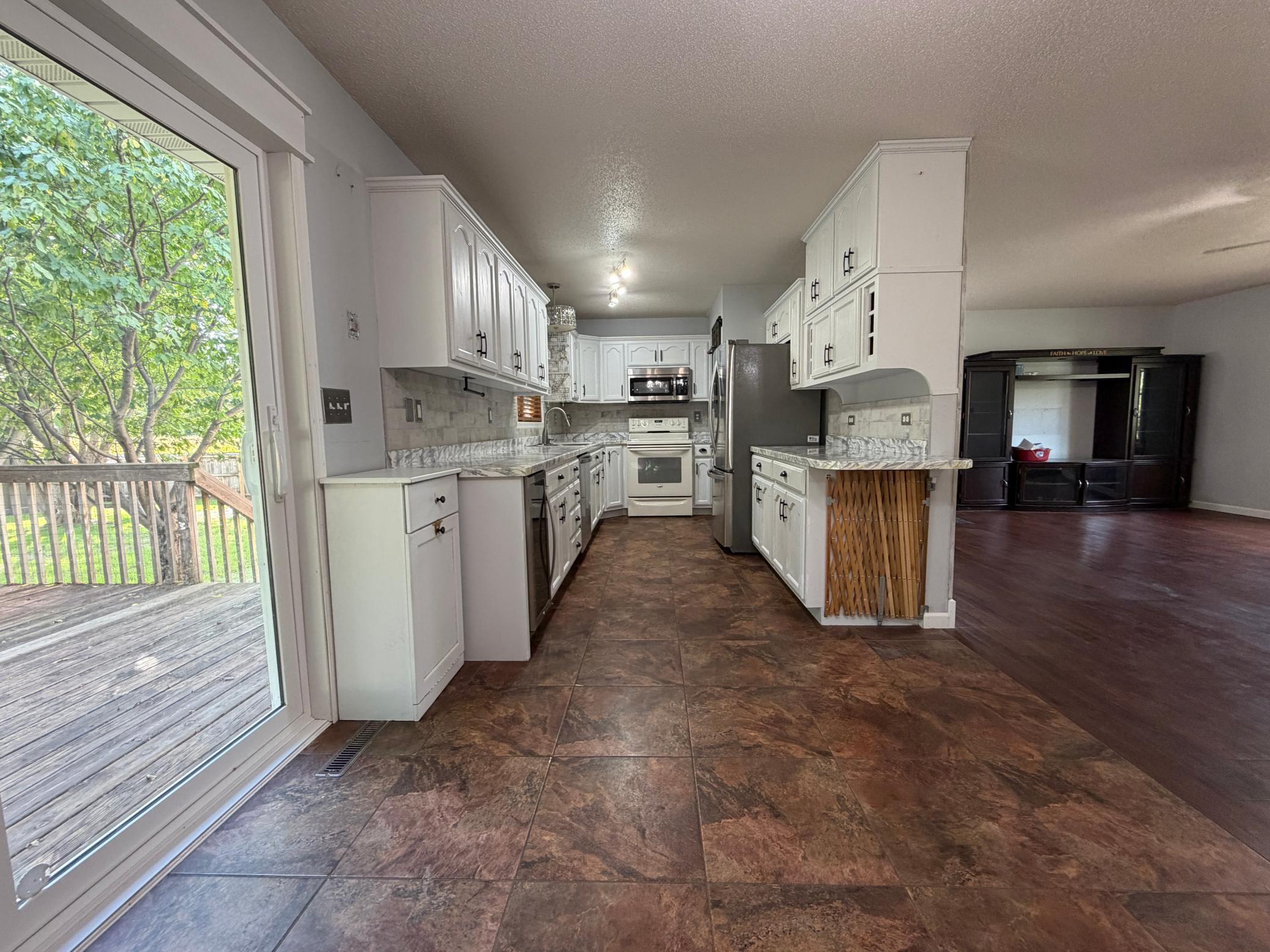 604 10th Avenue Se Property Photo 18