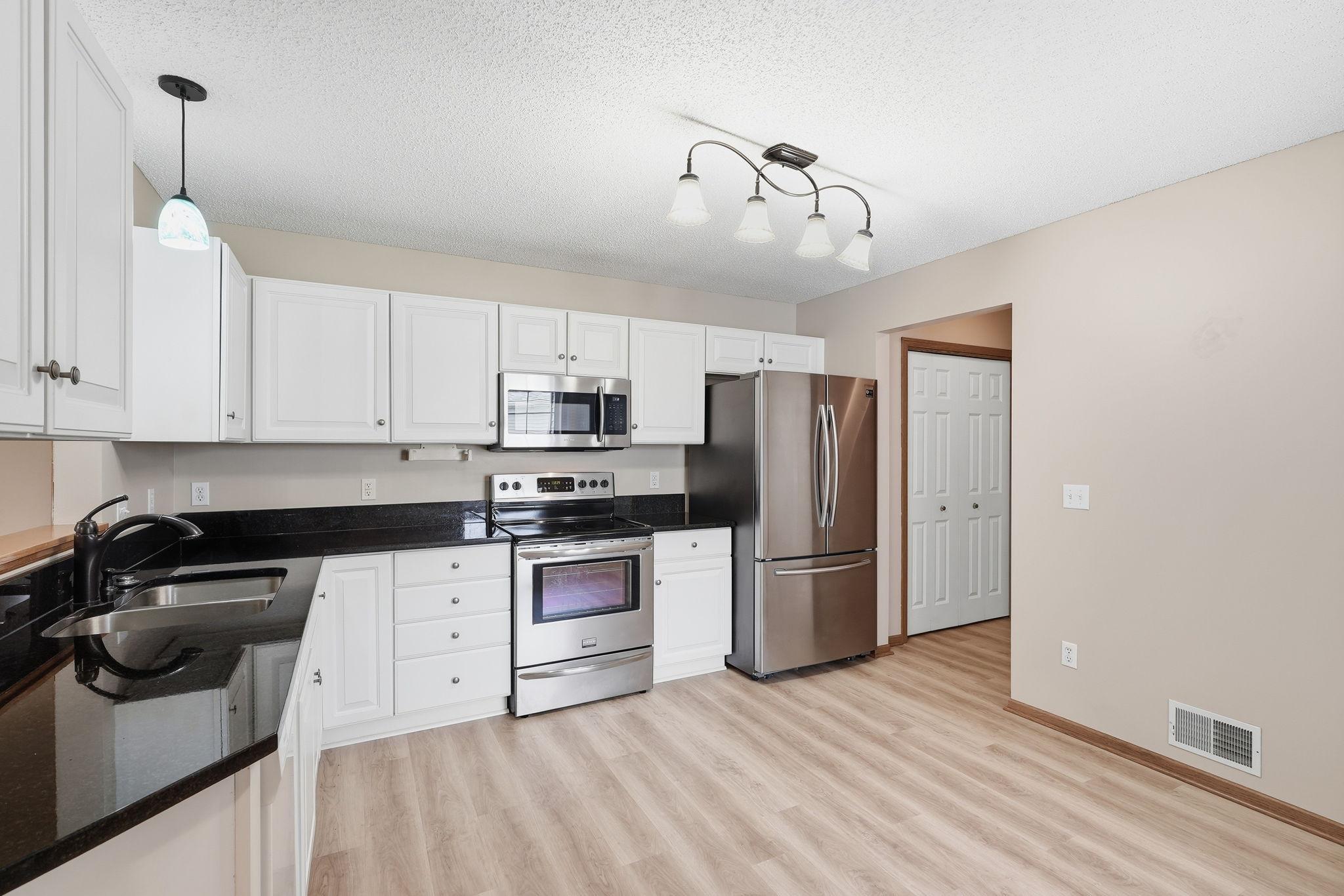 7966 Pinnacle Avenue Ne Property Photo 12