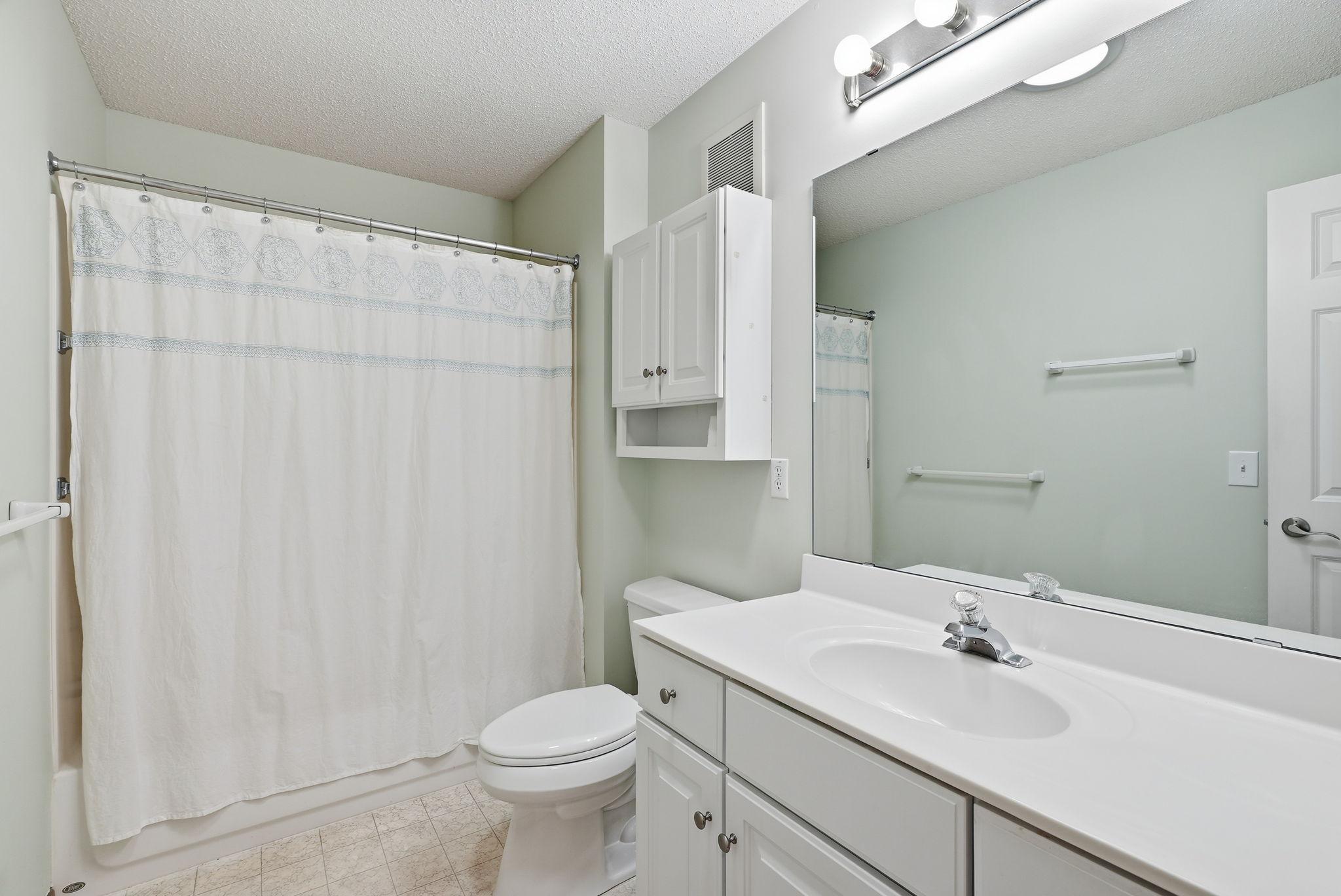 7966 Pinnacle Avenue Ne Property Photo 26