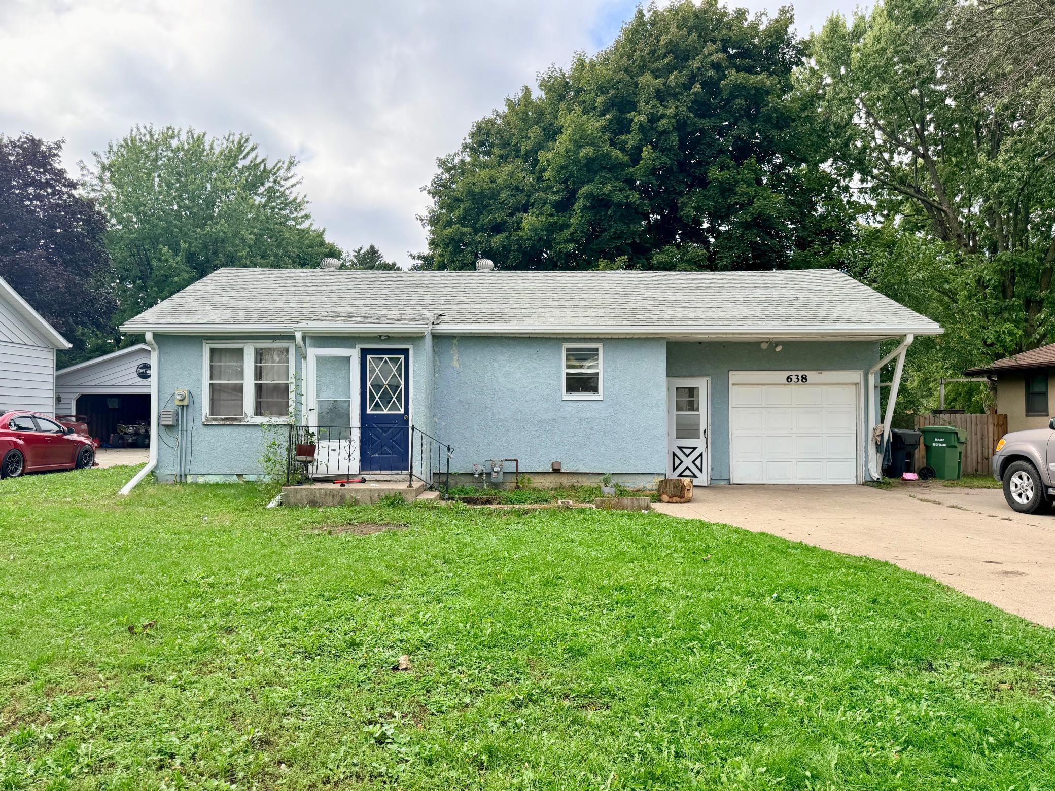 638 James Boulevard Property Photo 2