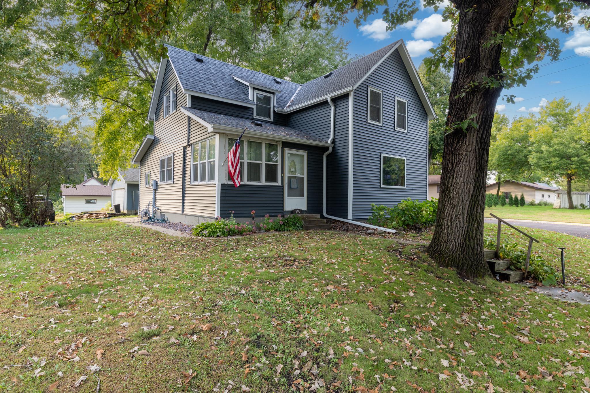 316 2nd Avenue N Property Photo 1