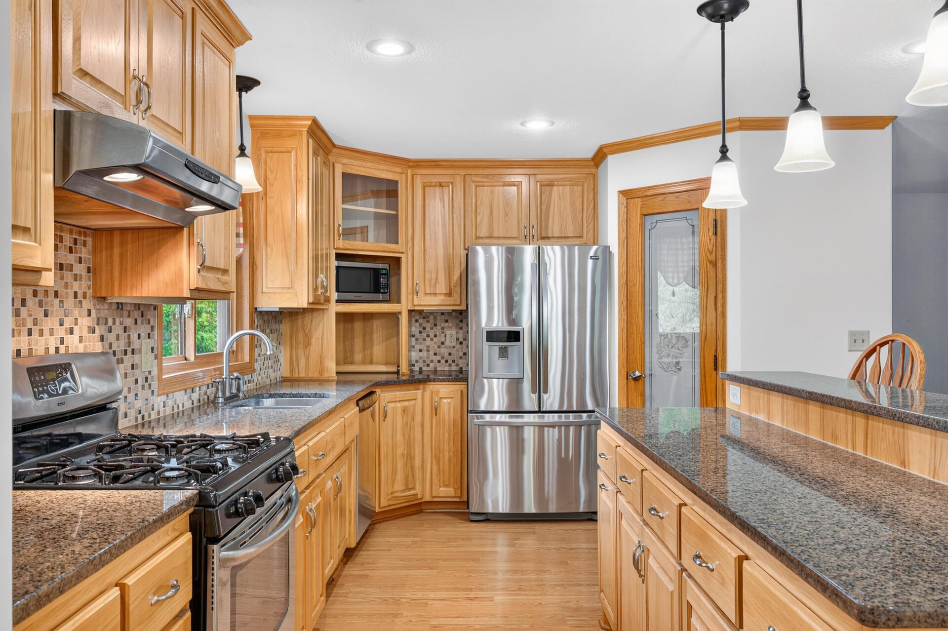 22811 Unser Street Ne Property Photo 17