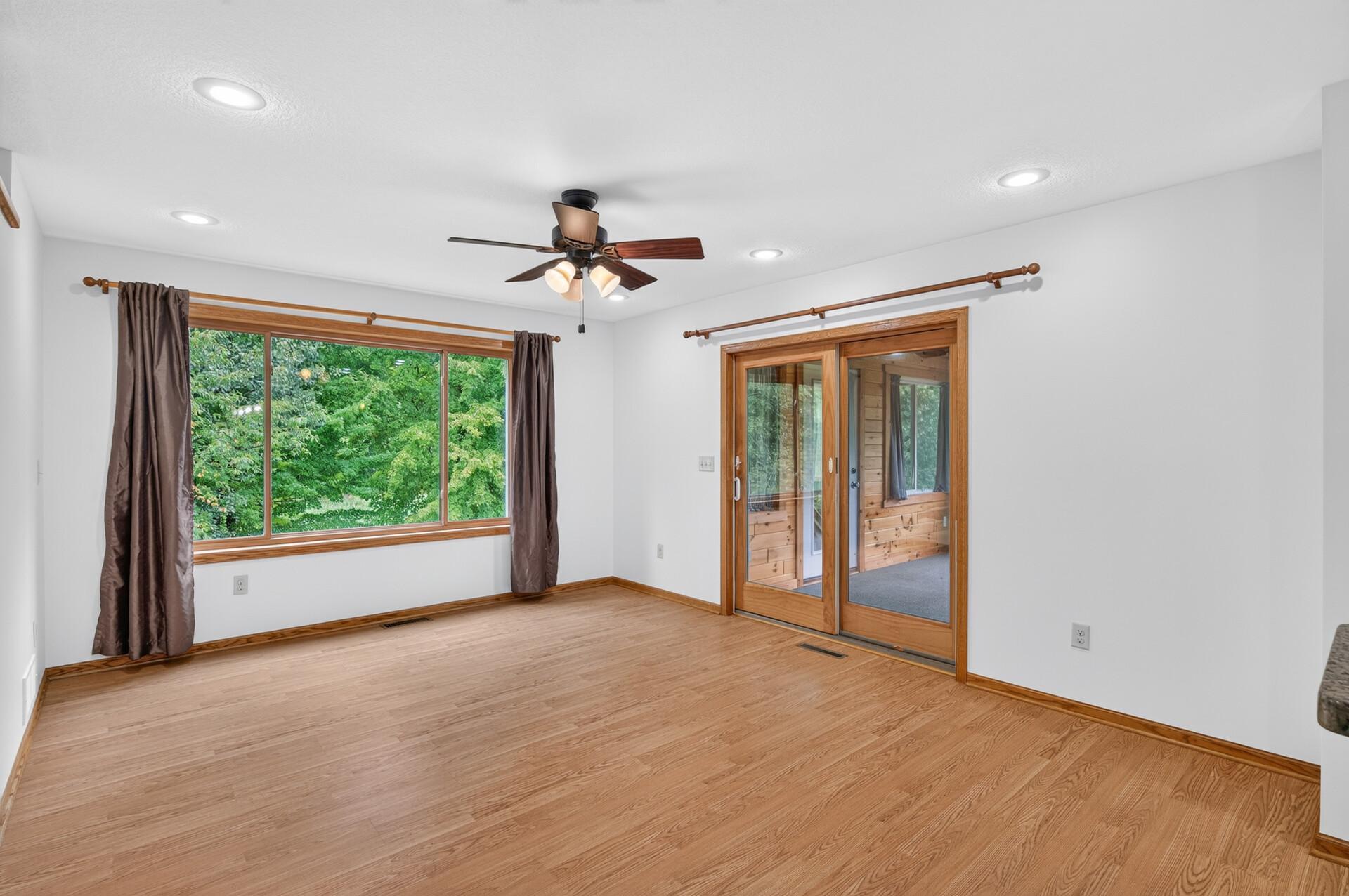 22811 Unser Street Ne Property Photo 20