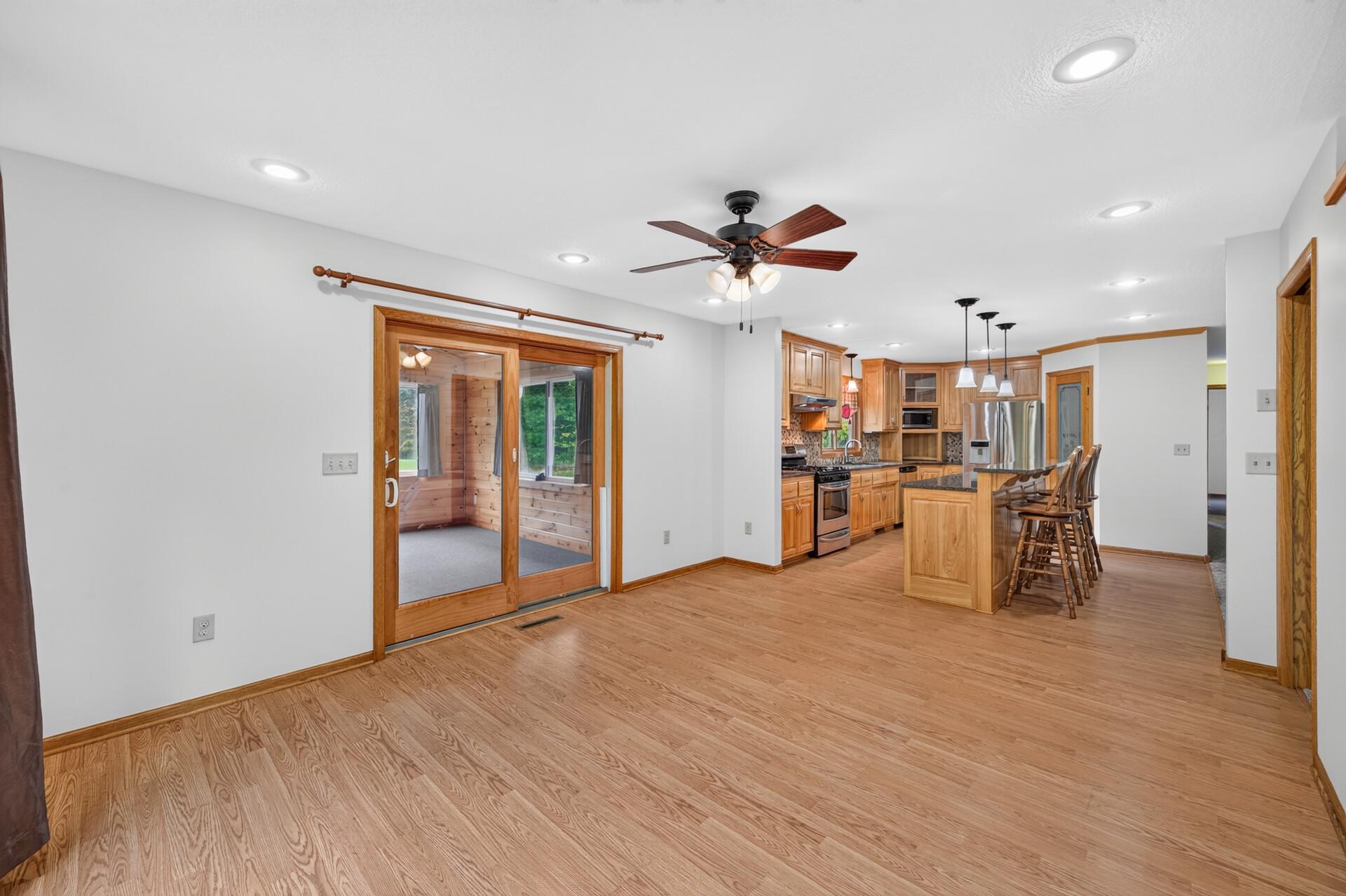 22811 Unser Street Ne Property Photo 23